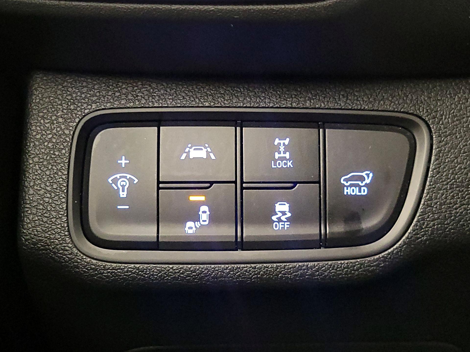 Thumbnail: 2020 Hyundai Santa Fe - 13