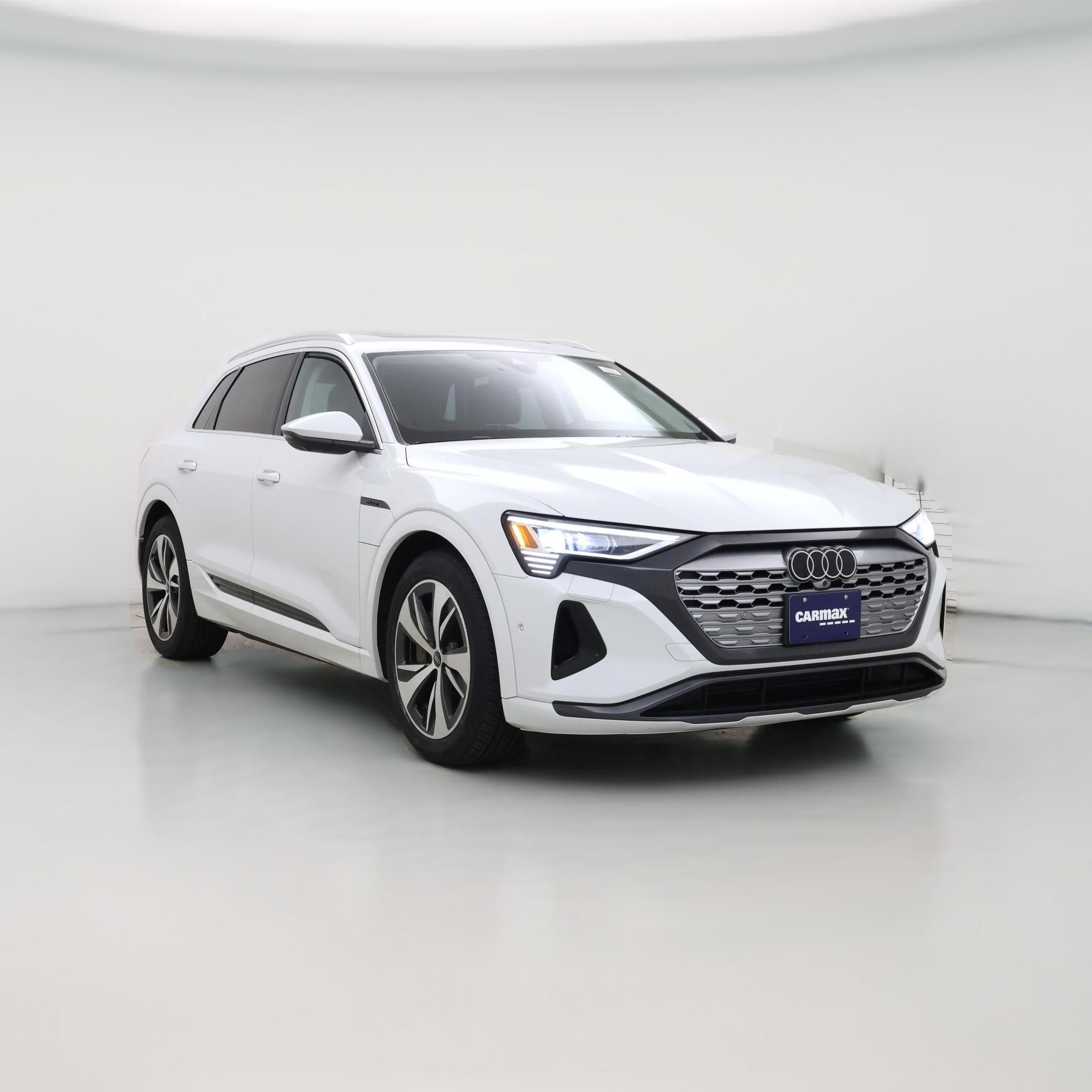 Thumbnail: 2024 Audi Q8 e-tron - 1