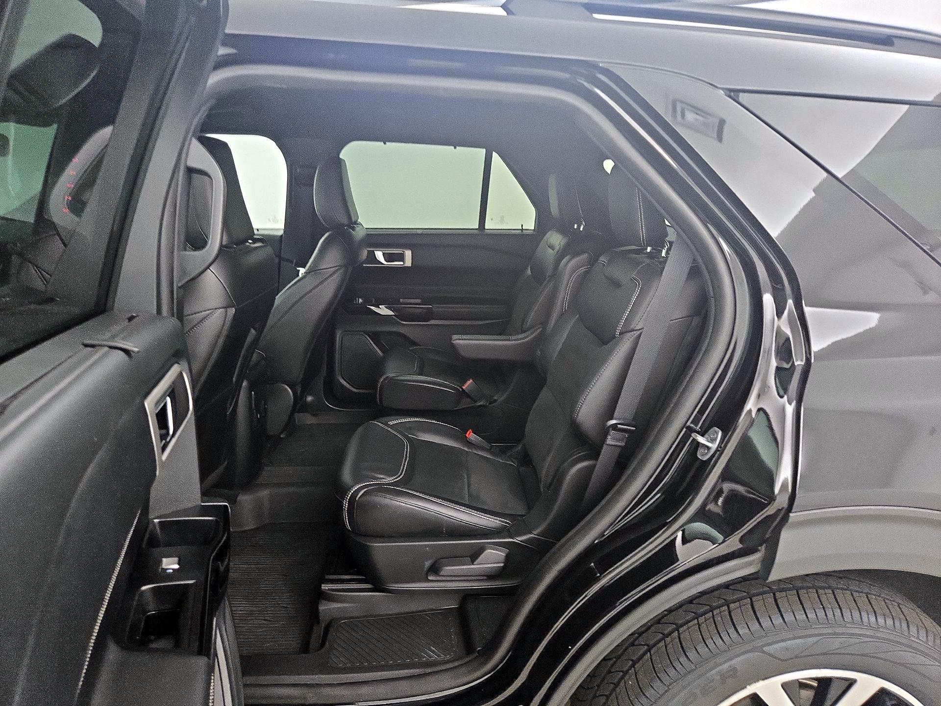 Thumbnail: 2022 Ford Explorer - 20