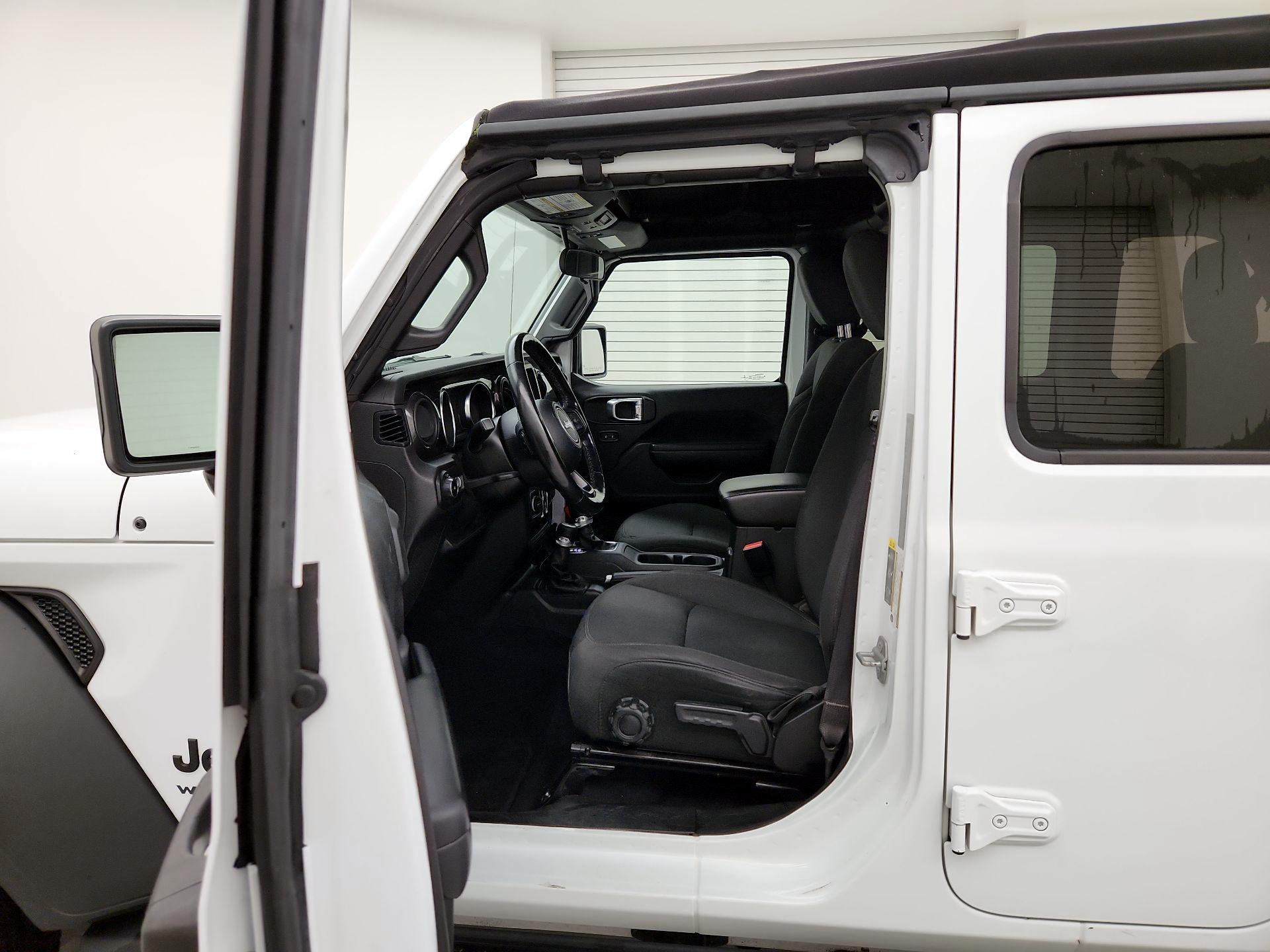 Thumbnail: 2021 Jeep Wrangler - 11