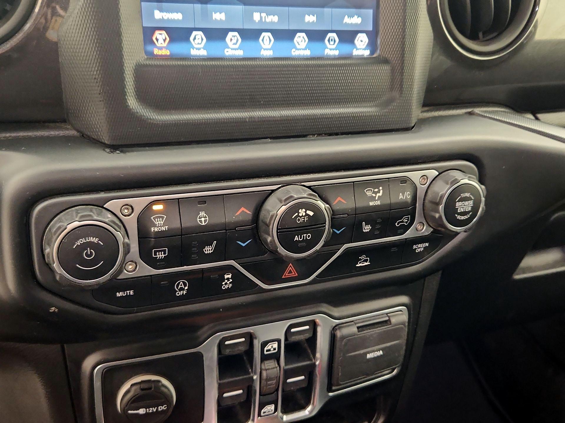 Thumbnail: 2021 Jeep Wrangler - 16