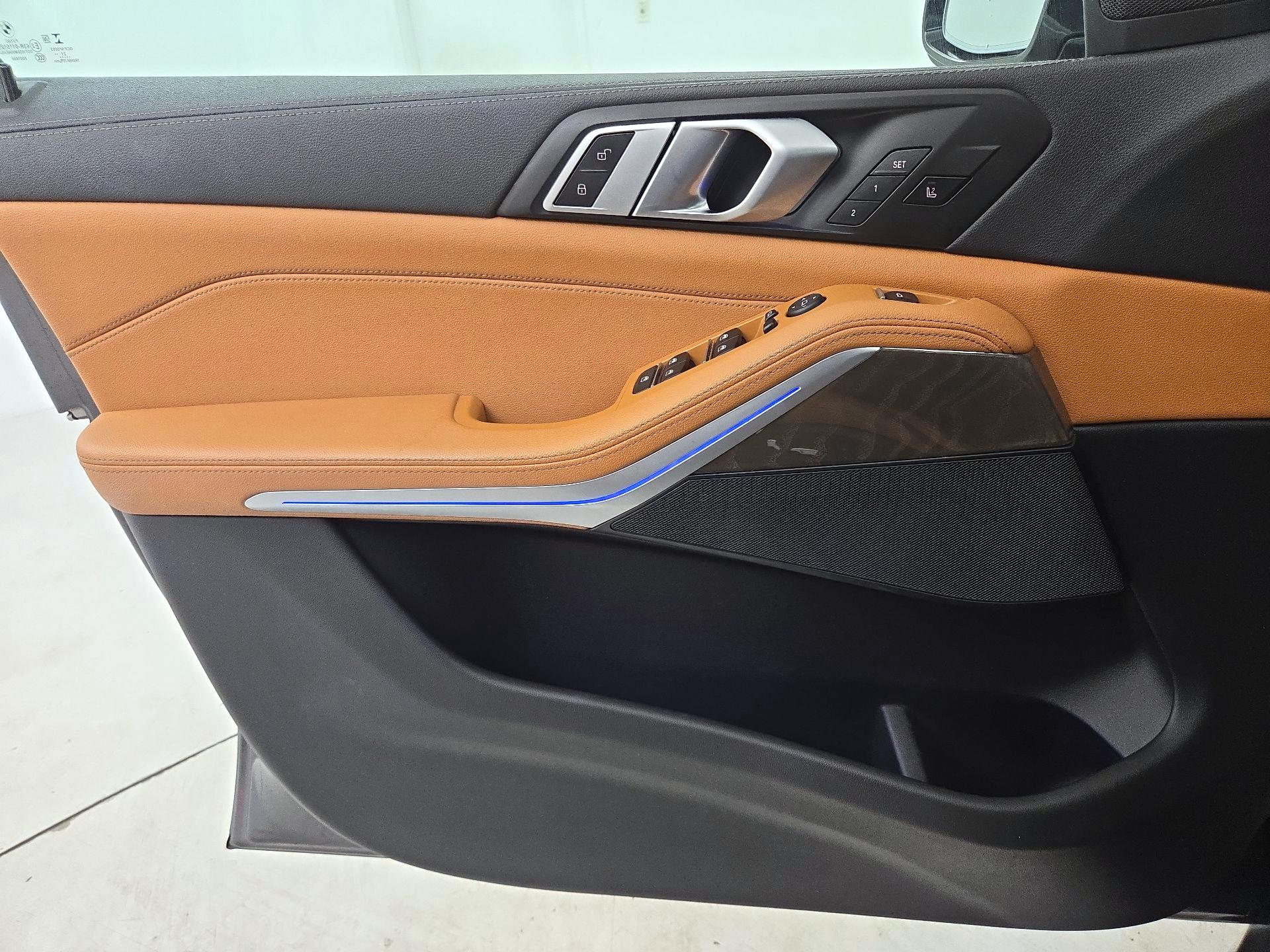 Thumbnail: 2022 BMW X5 - 12