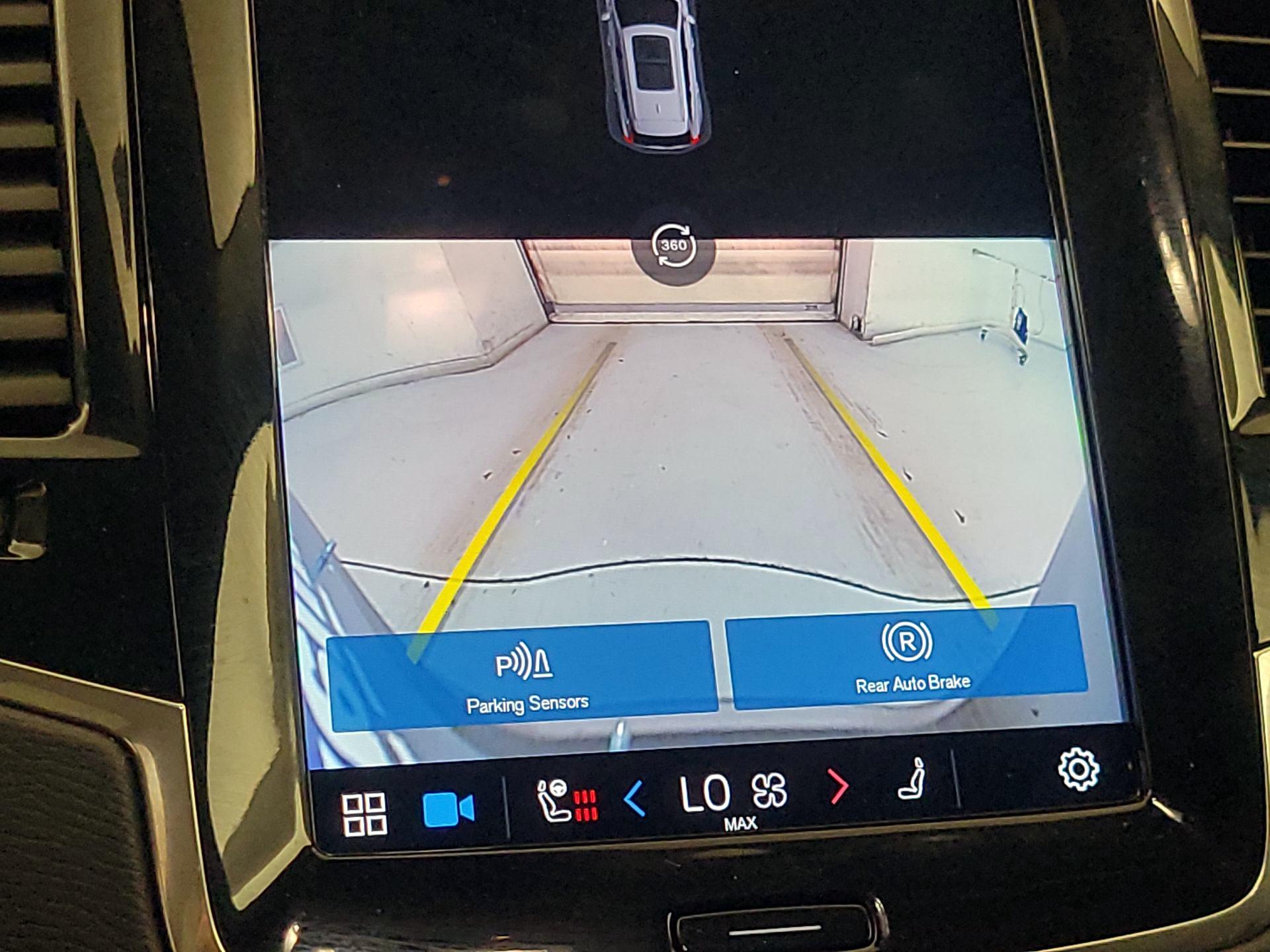 Thumbnail: 2023 Volvo XC90 - 12