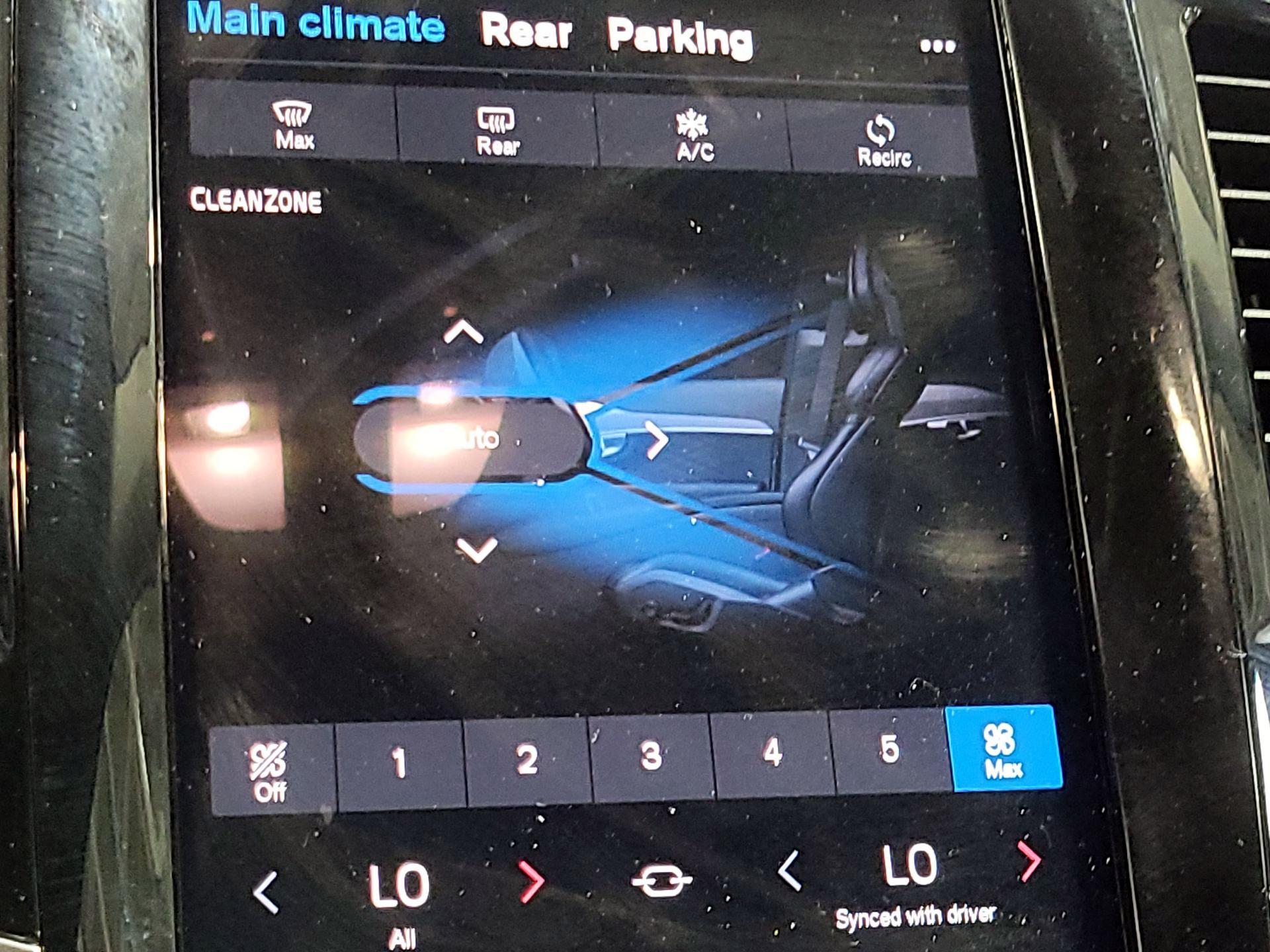 Thumbnail: 2023 Volvo XC90 - 14