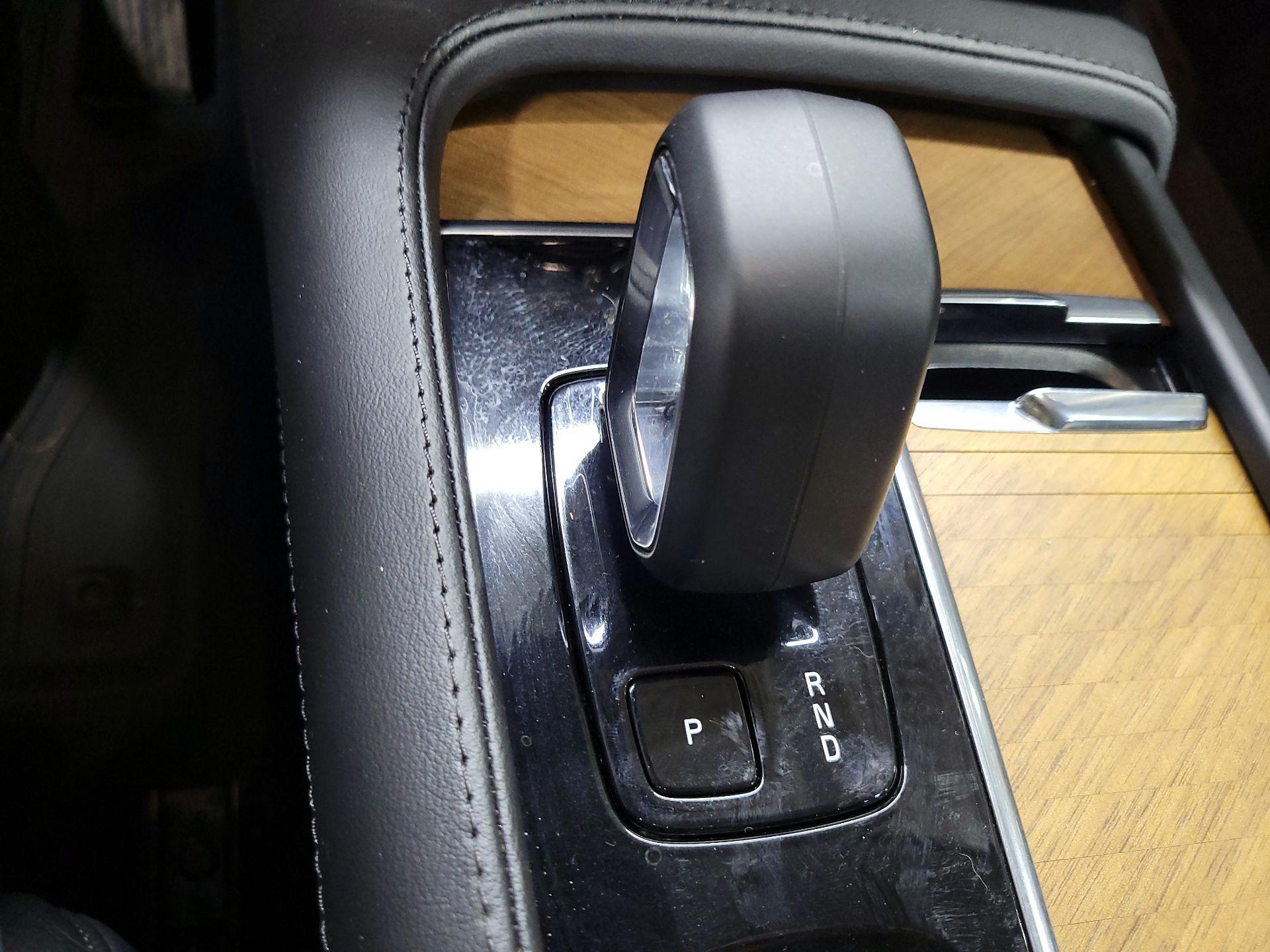 Thumbnail: 2023 Volvo XC90 - 15