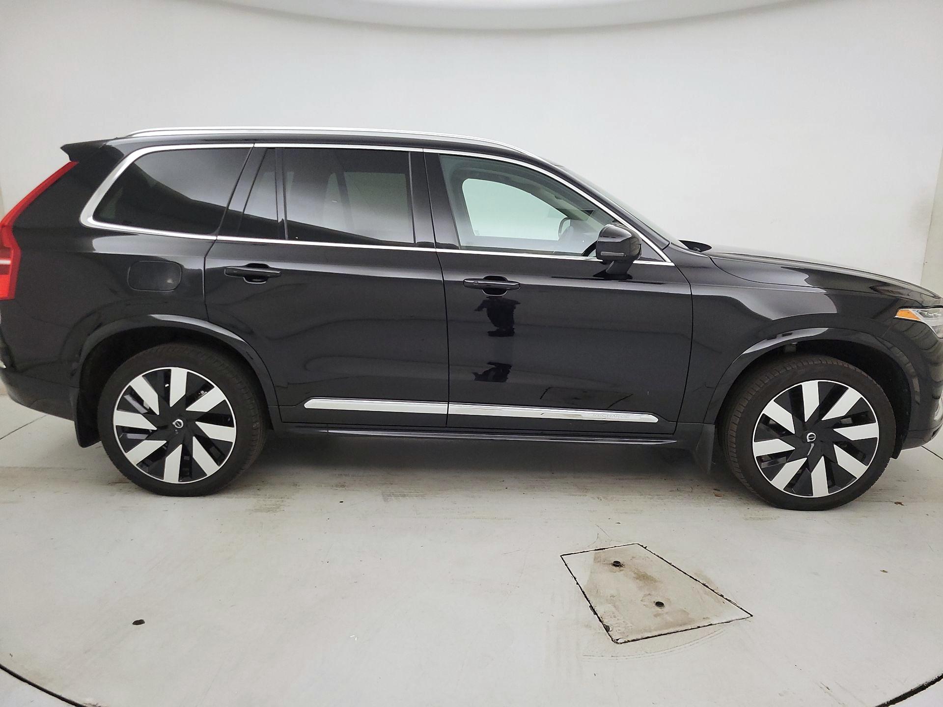 Thumbnail: 2023 Volvo XC90 - 4