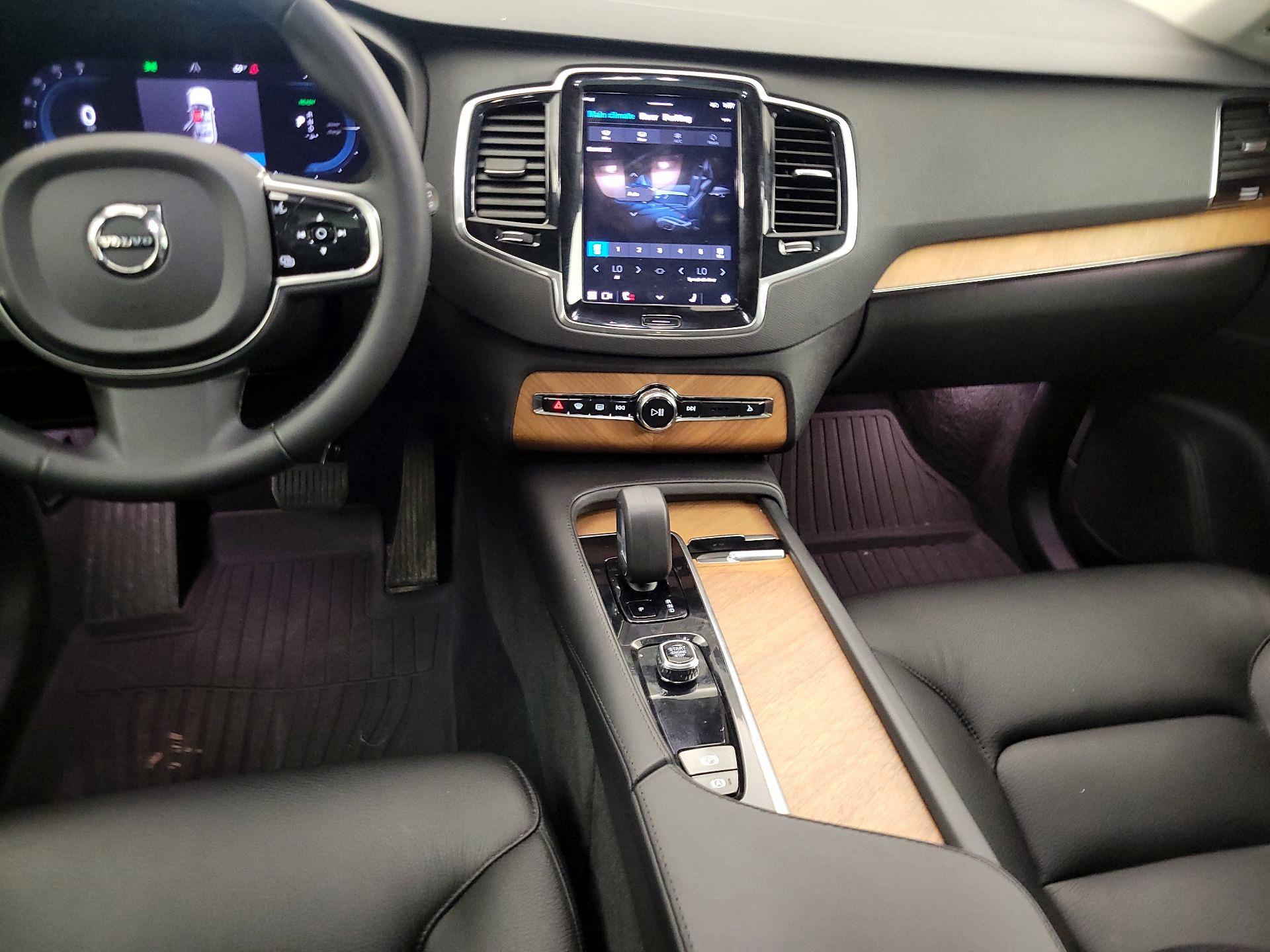 Thumbnail: 2023 Volvo XC90 - 8