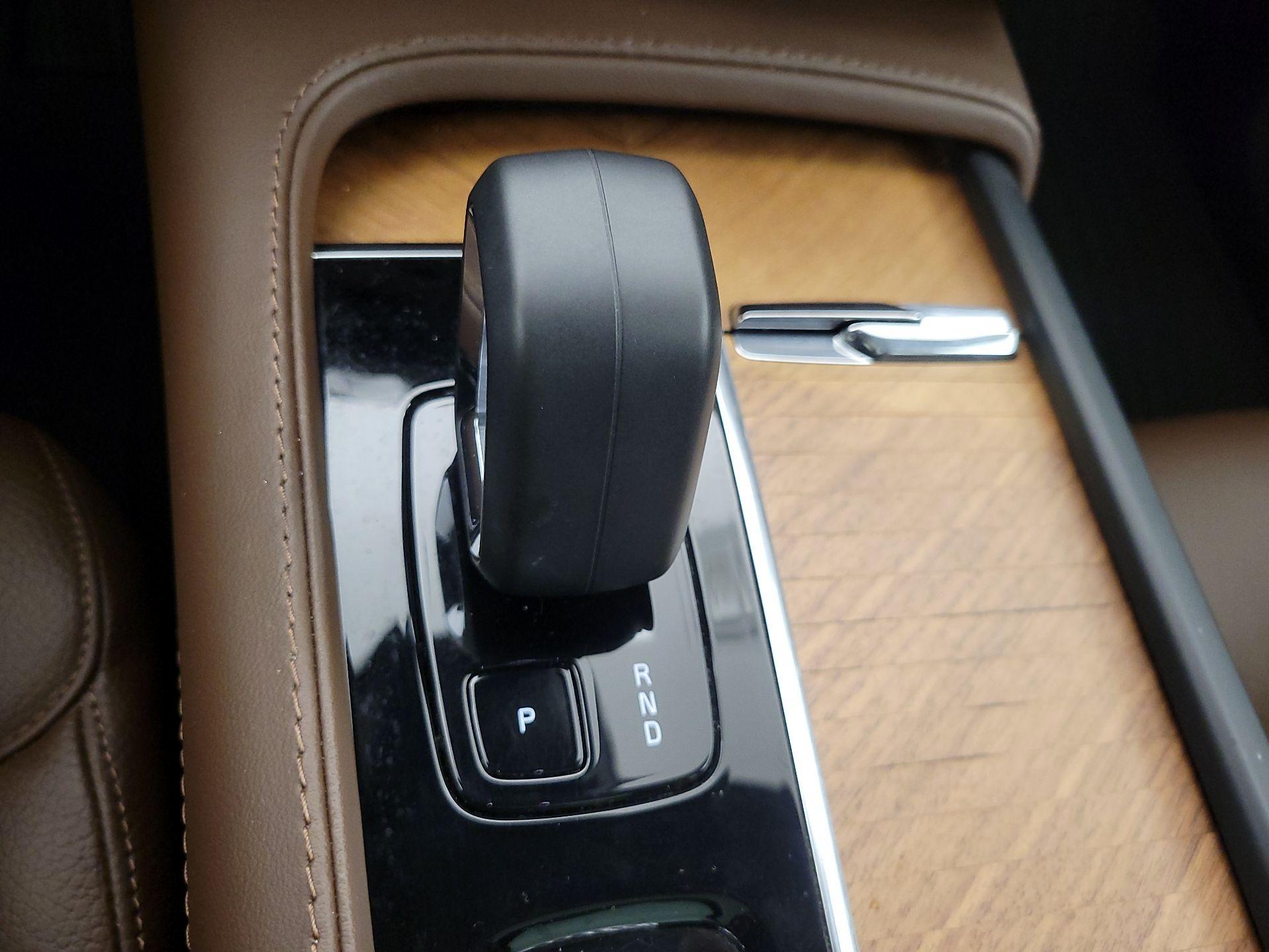 Thumbnail: 2024 Volvo XC90 - 18