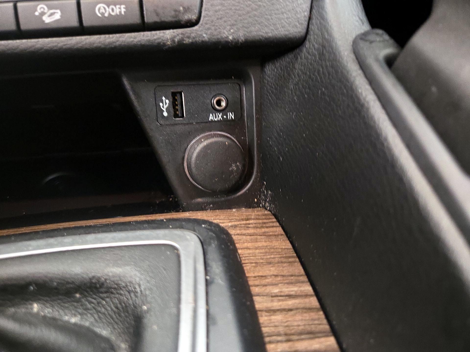 Thumbnail: 2015 BMW X1 - 17