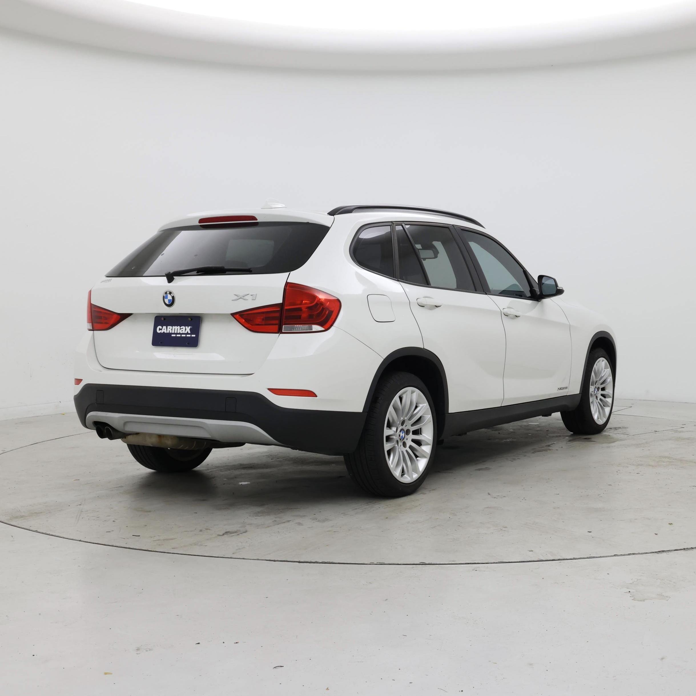 Thumbnail: 2015 BMW X1 - 8