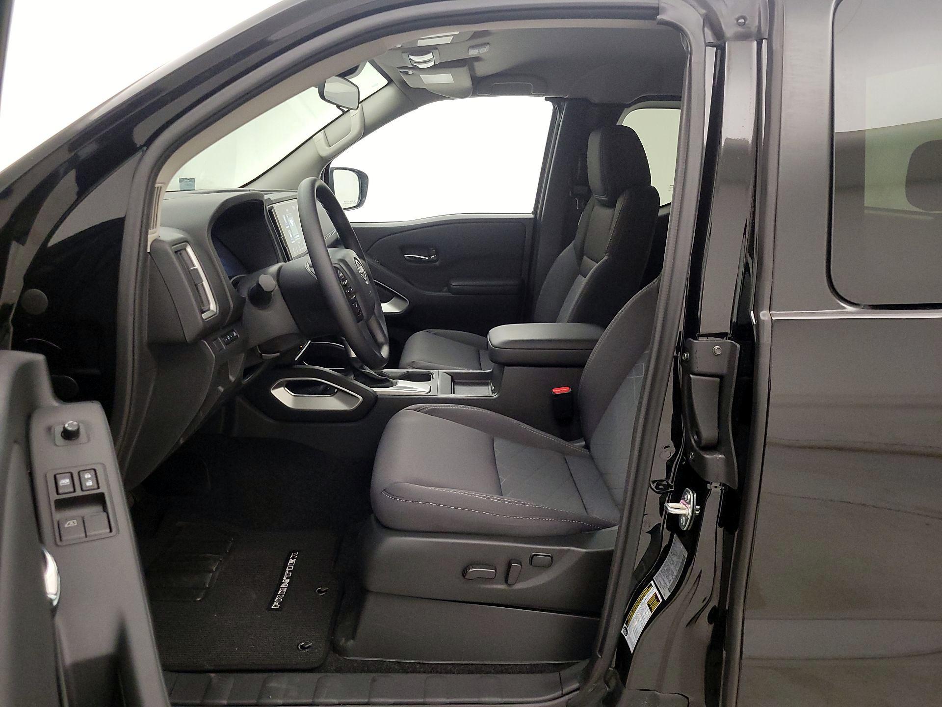 Thumbnail: 2025 Nissan Frontier - 11