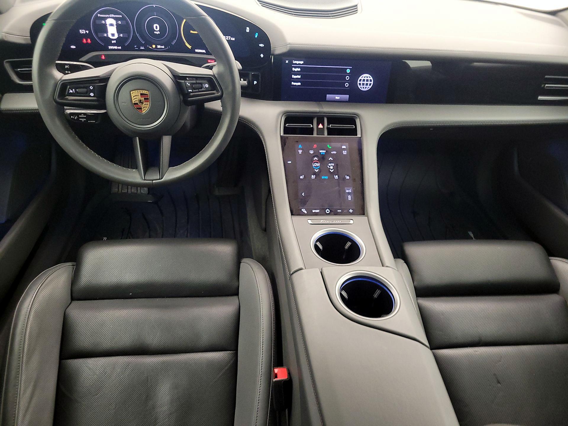 Thumbnail: 2022 Porsche Taycan - 9