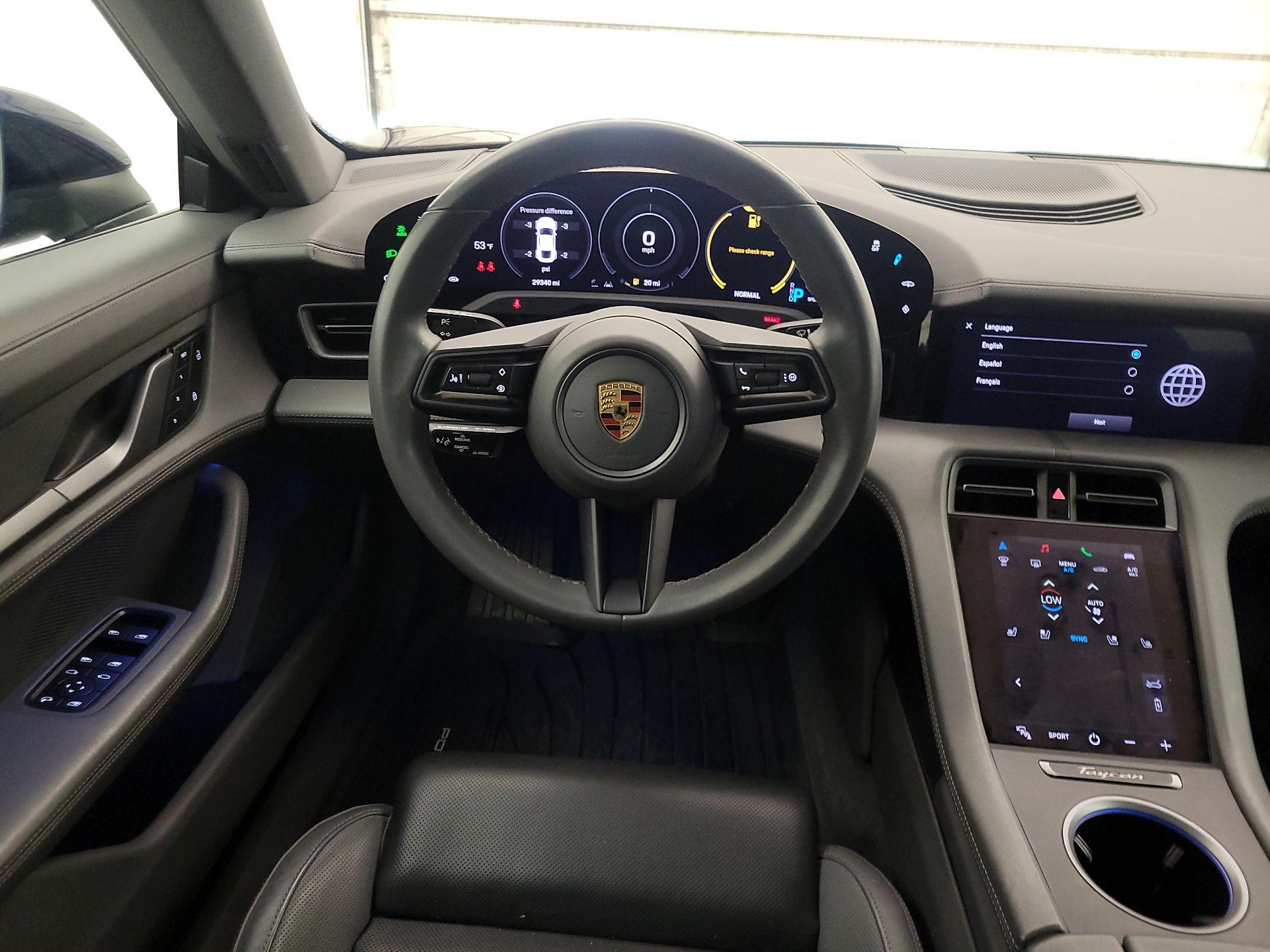 Thumbnail: 2022 Porsche Taycan - 10