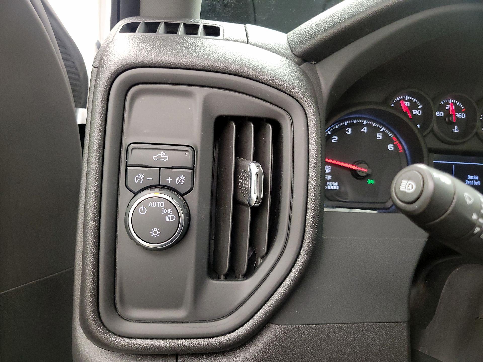 Thumbnail: 2024 Chevrolet Silverado 1500 - 11