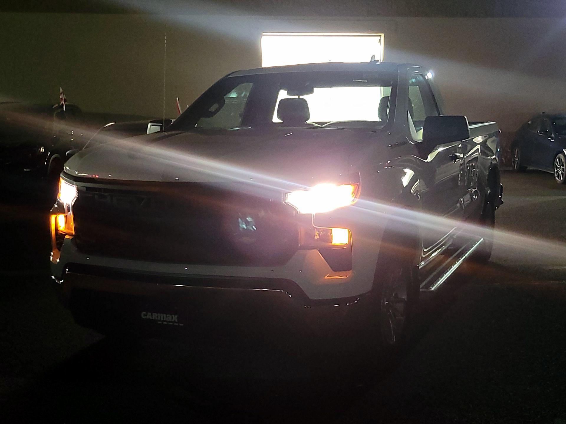 Thumbnail: 2024 Chevrolet Silverado 1500 - 3