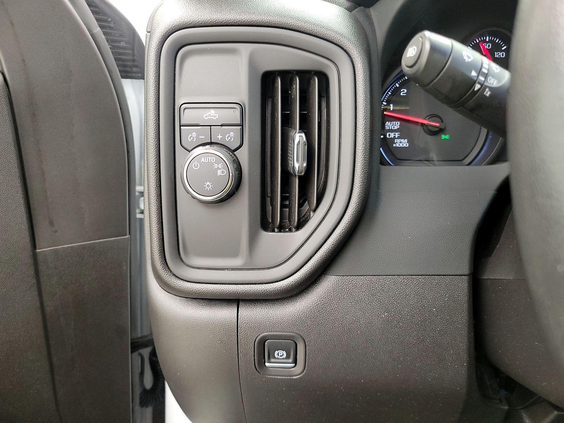 Thumbnail: 2024 Chevrolet Silverado 1500 - 13