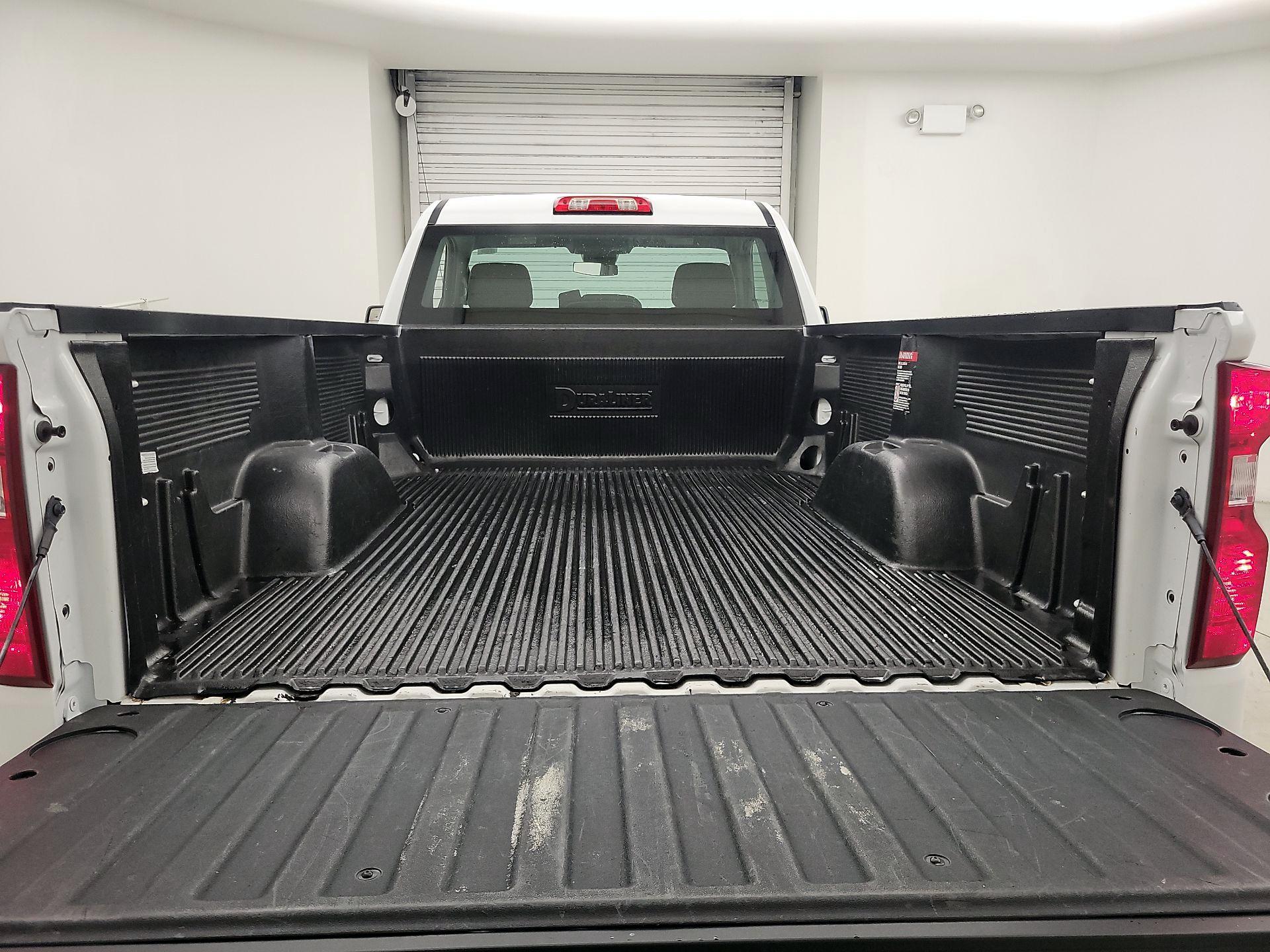 Thumbnail: 2024 Chevrolet Silverado 1500 - 19