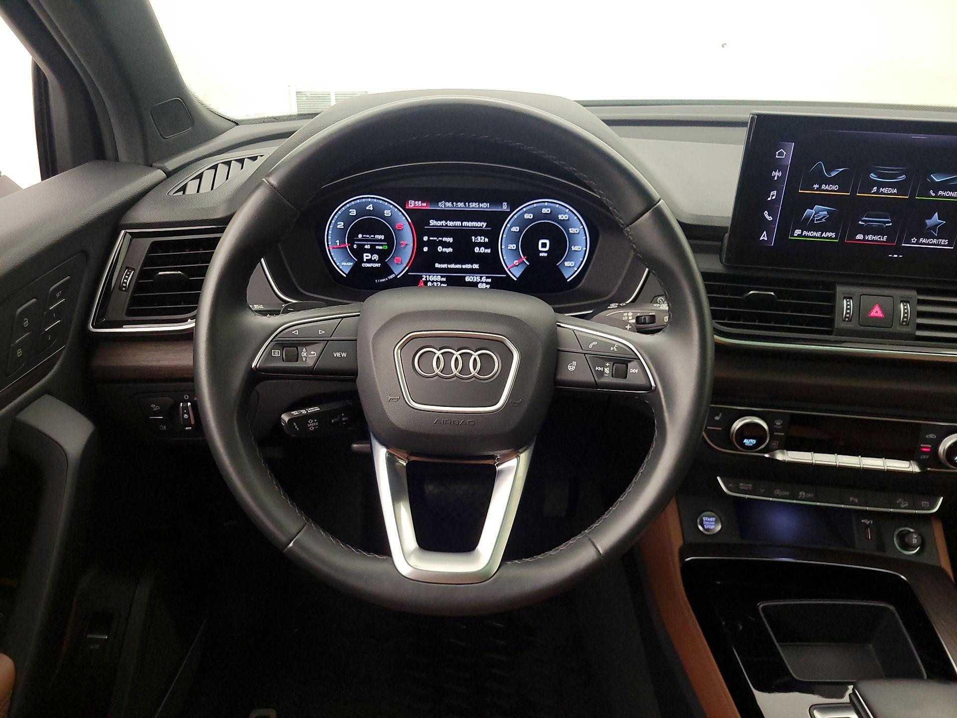 Thumbnail: 2022 Audi Q5 - 10