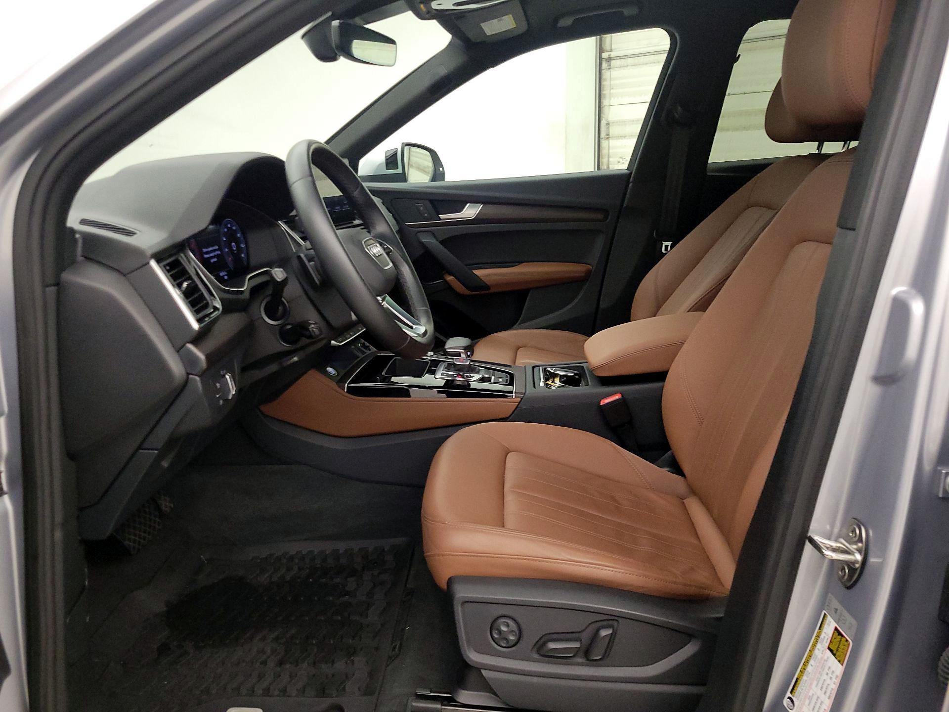 Thumbnail: 2022 Audi Q5 - 11