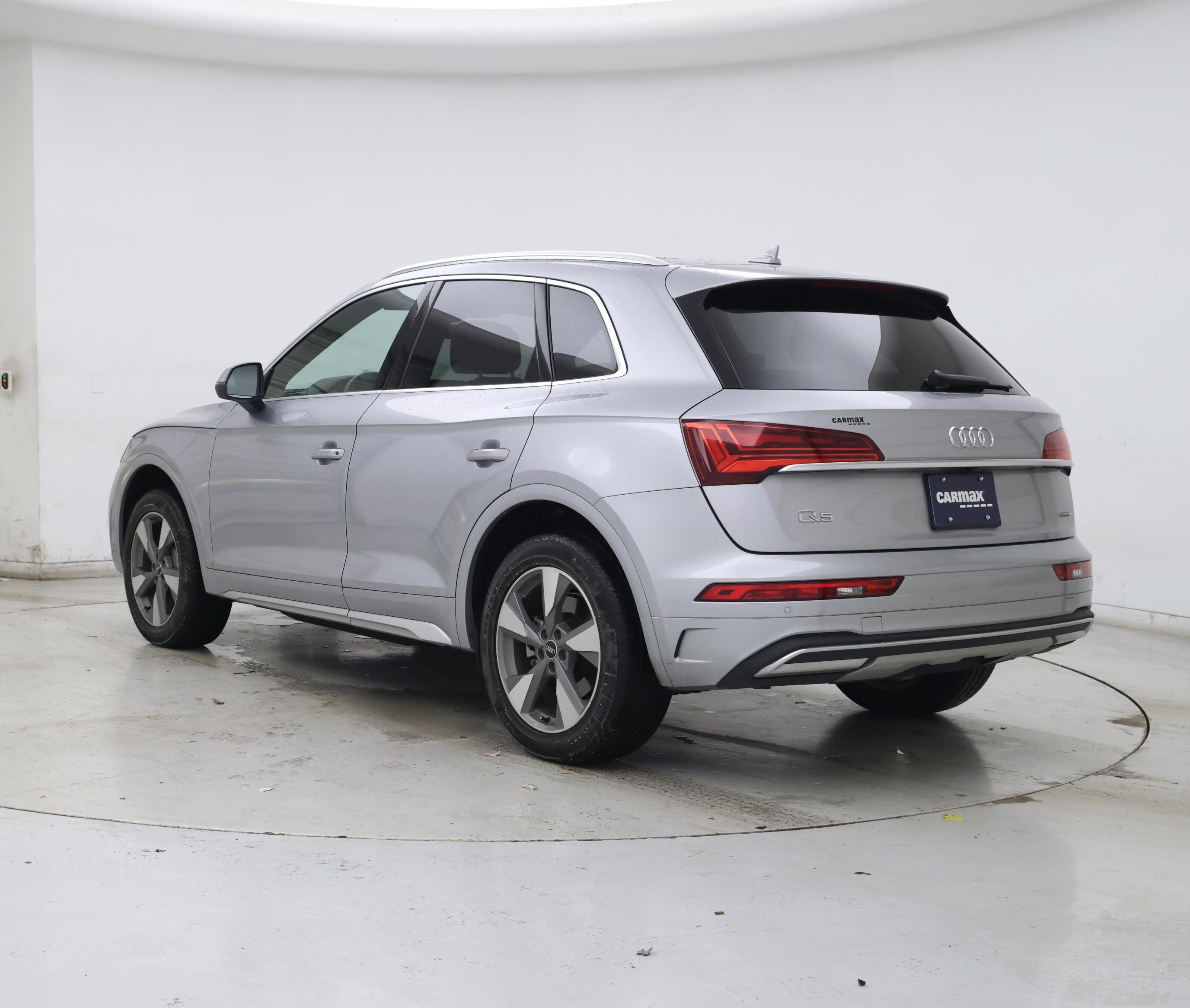 Thumbnail: 2022 Audi Q5 - 2