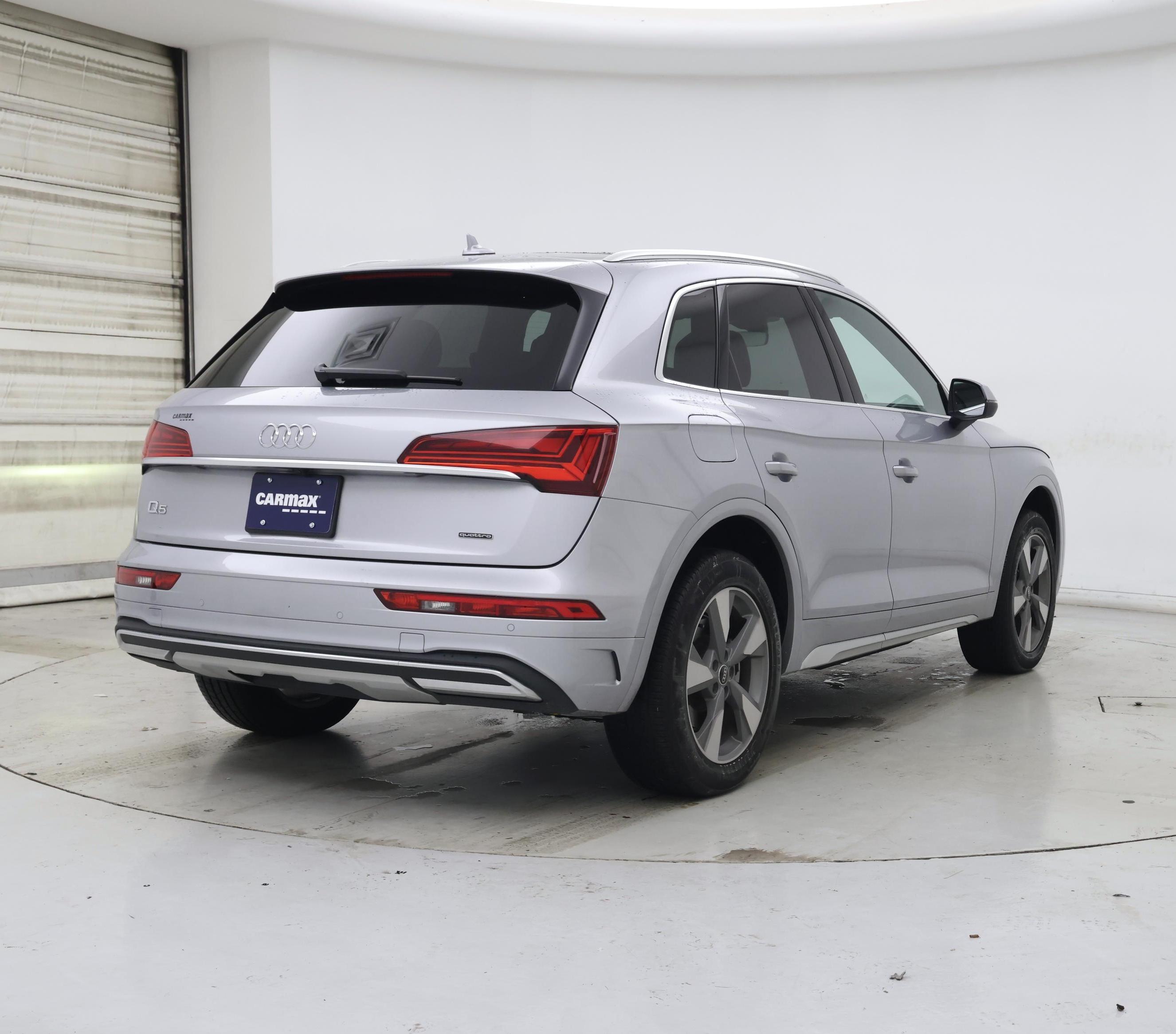 Thumbnail: 2022 Audi Q5 - 8