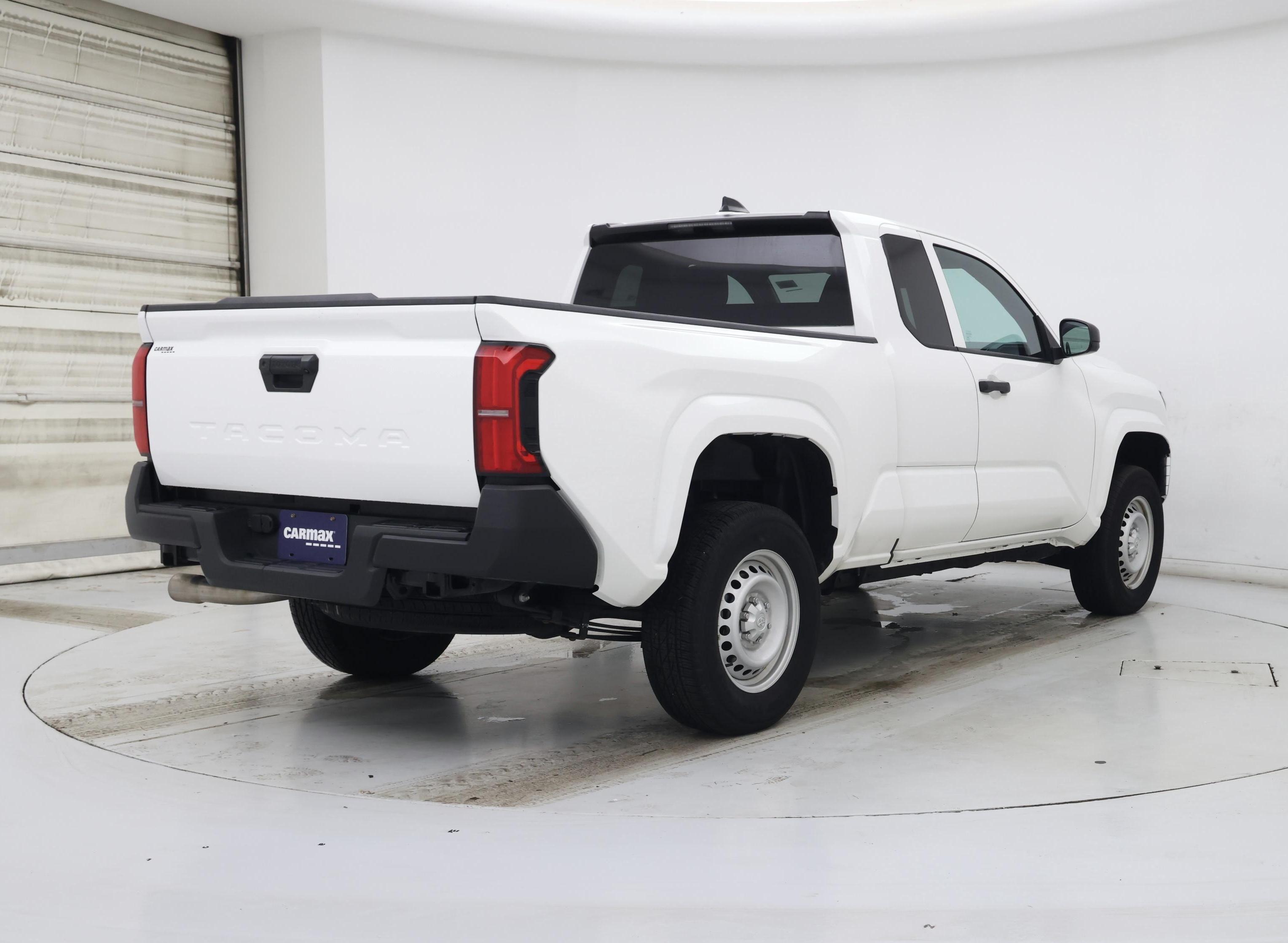 Thumbnail: 2024 Toyota Tacoma - 8