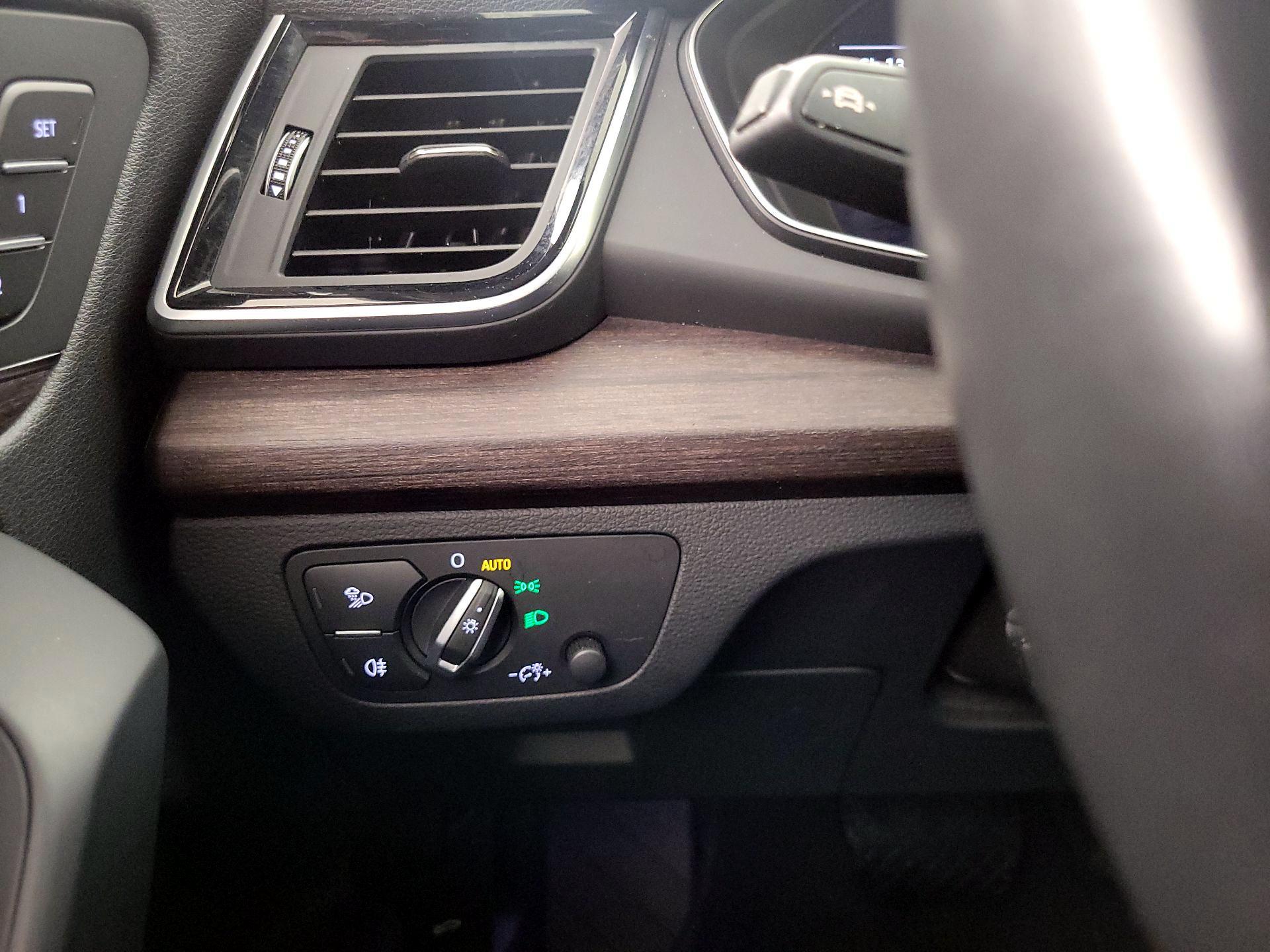 Thumbnail: 2023 Audi Q5 - 13