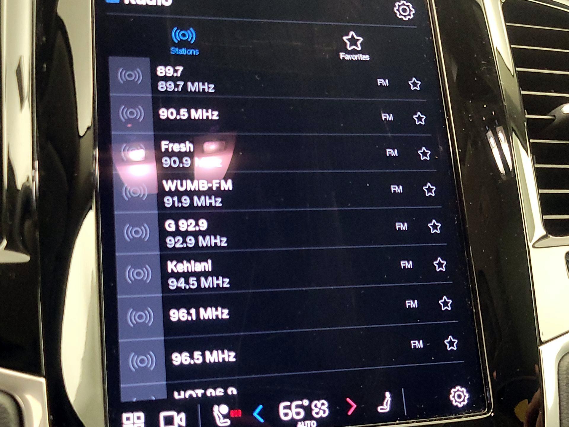 Thumbnail: 2024 Volvo XC90 - 15