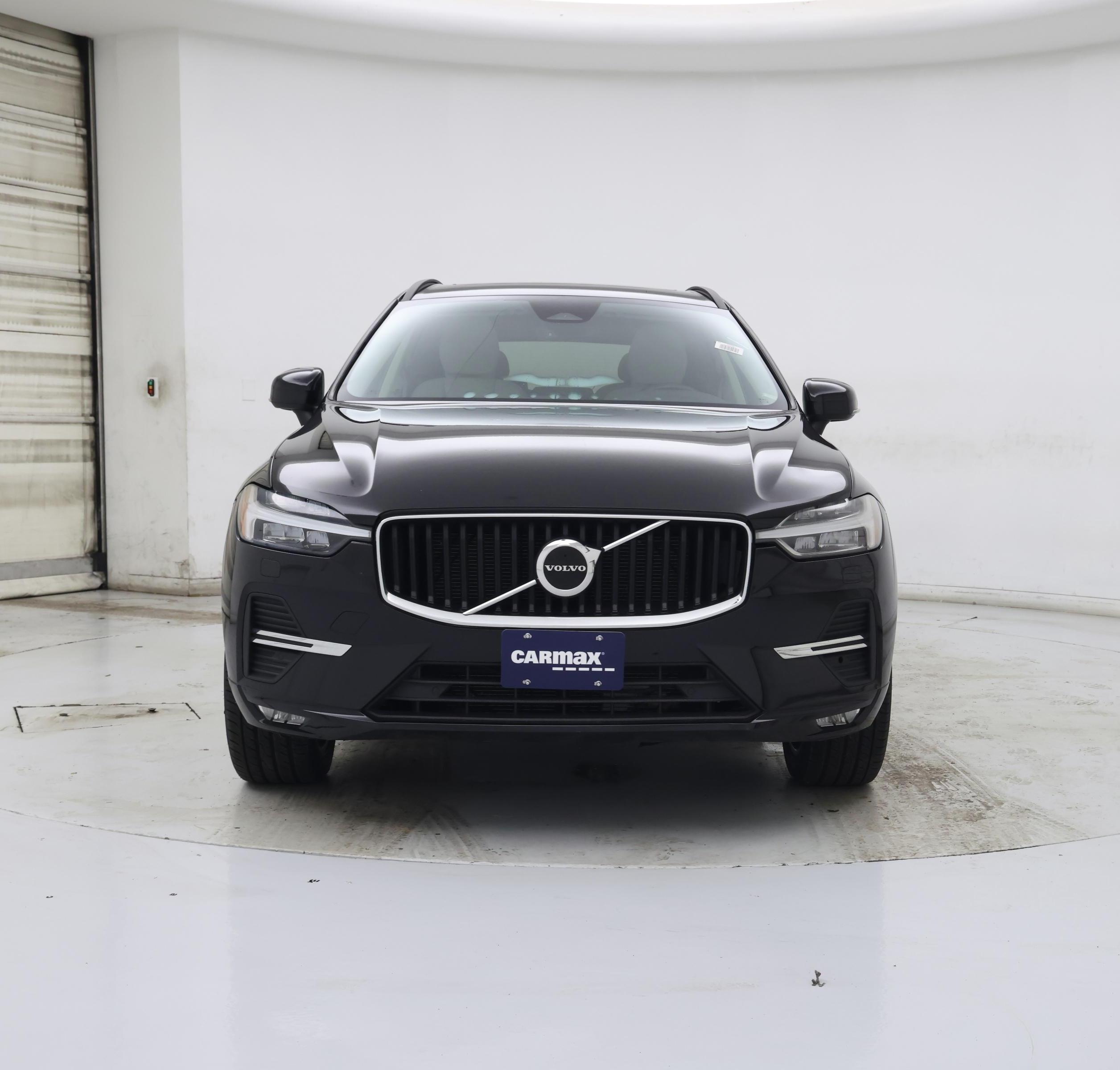 Thumbnail: 2022 Volvo XC60 - 5