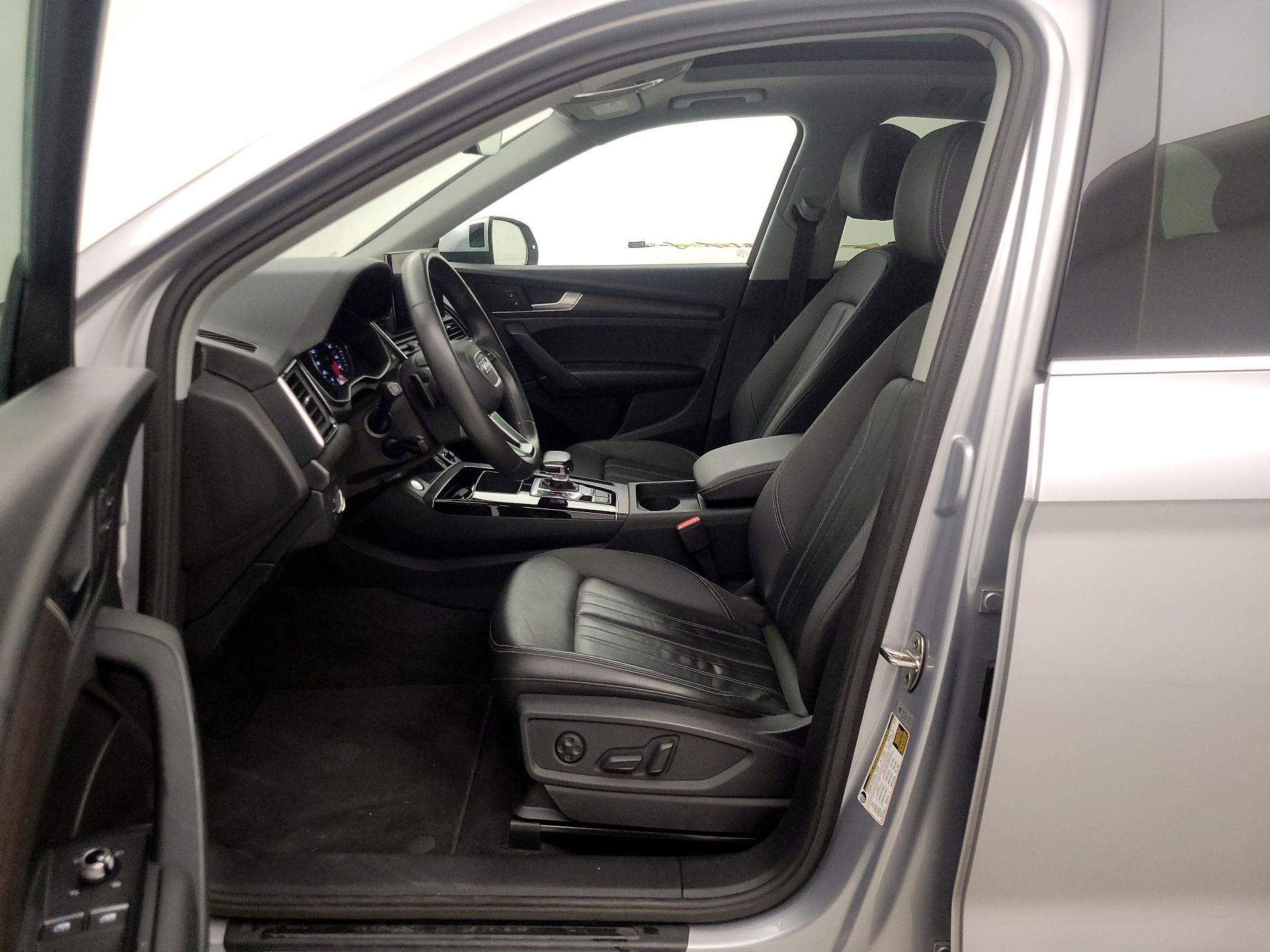 Thumbnail: 2023 Audi Q5 - 11