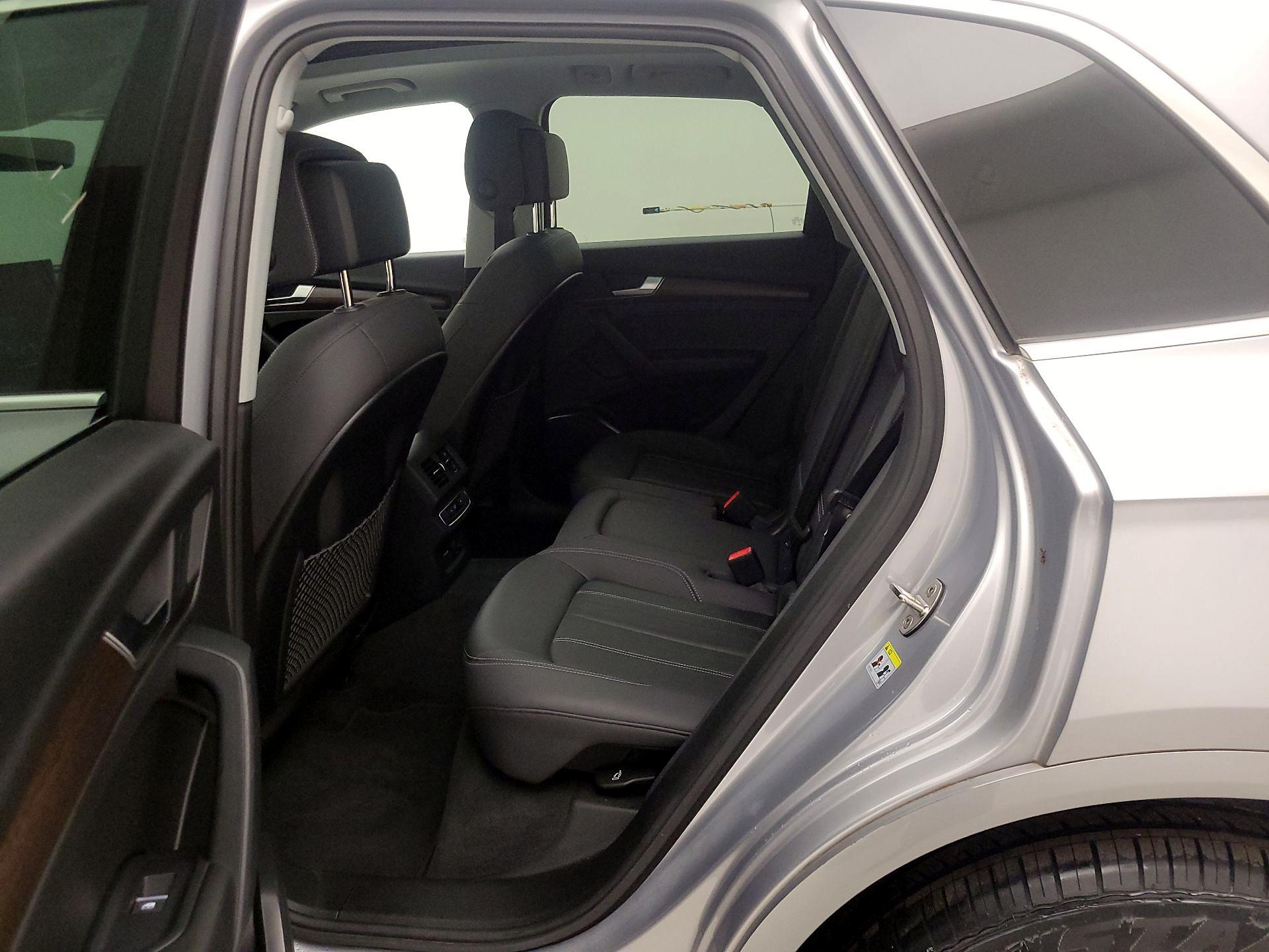 Thumbnail: 2023 Audi Q5 - 20