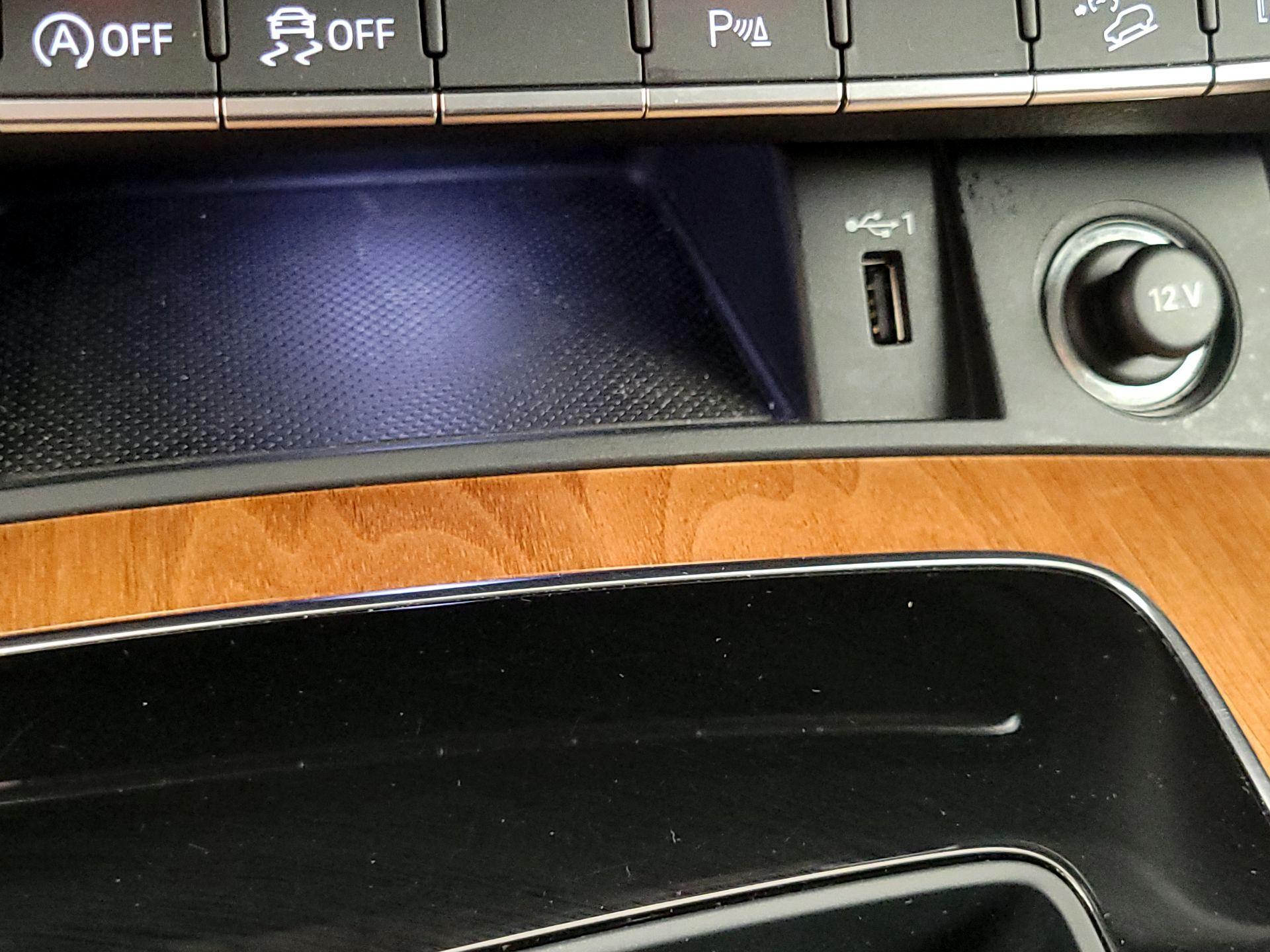 Thumbnail: 2022 Audi Q5 - 18