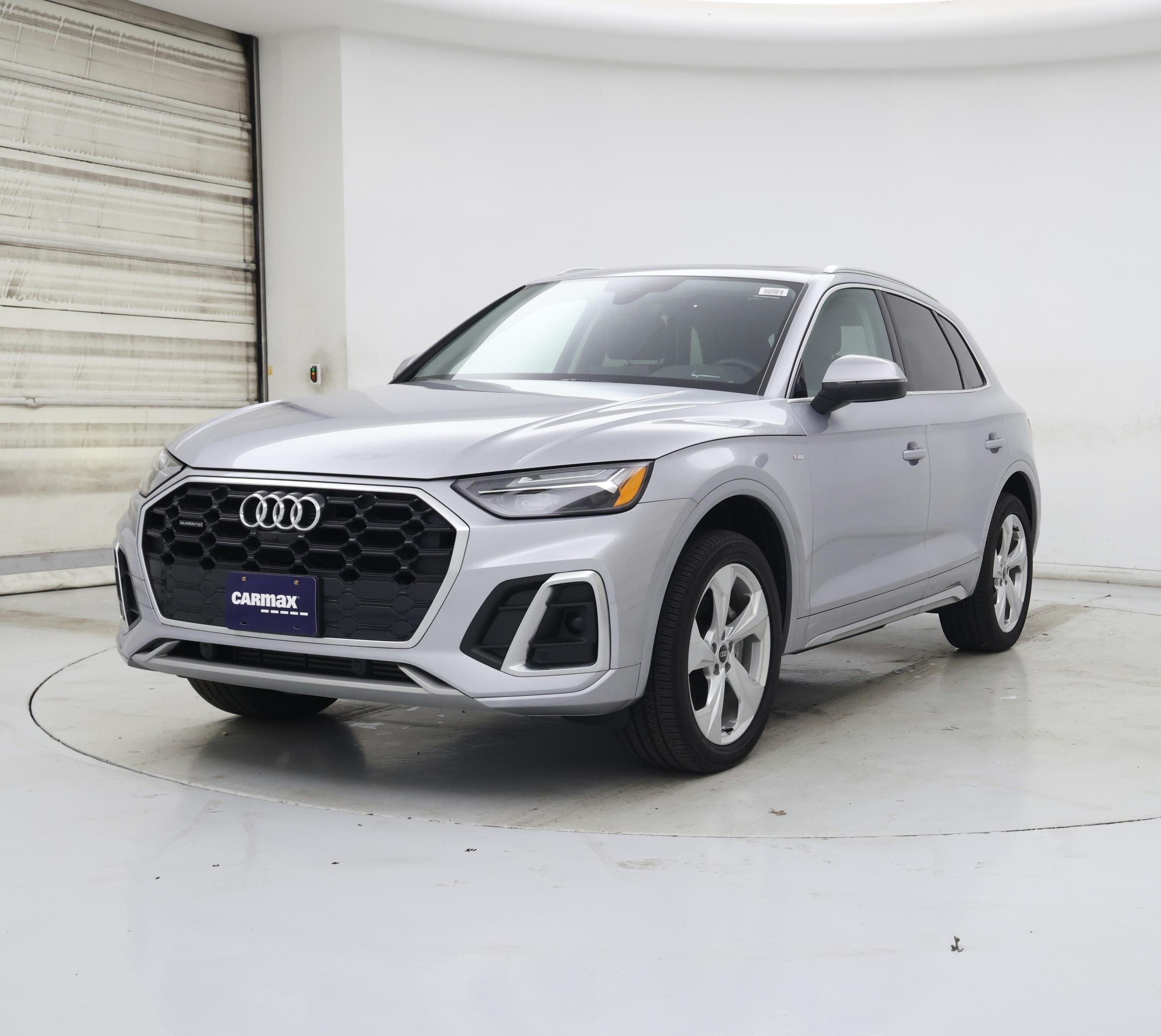 Thumbnail: 2022 Audi Q5 - 4