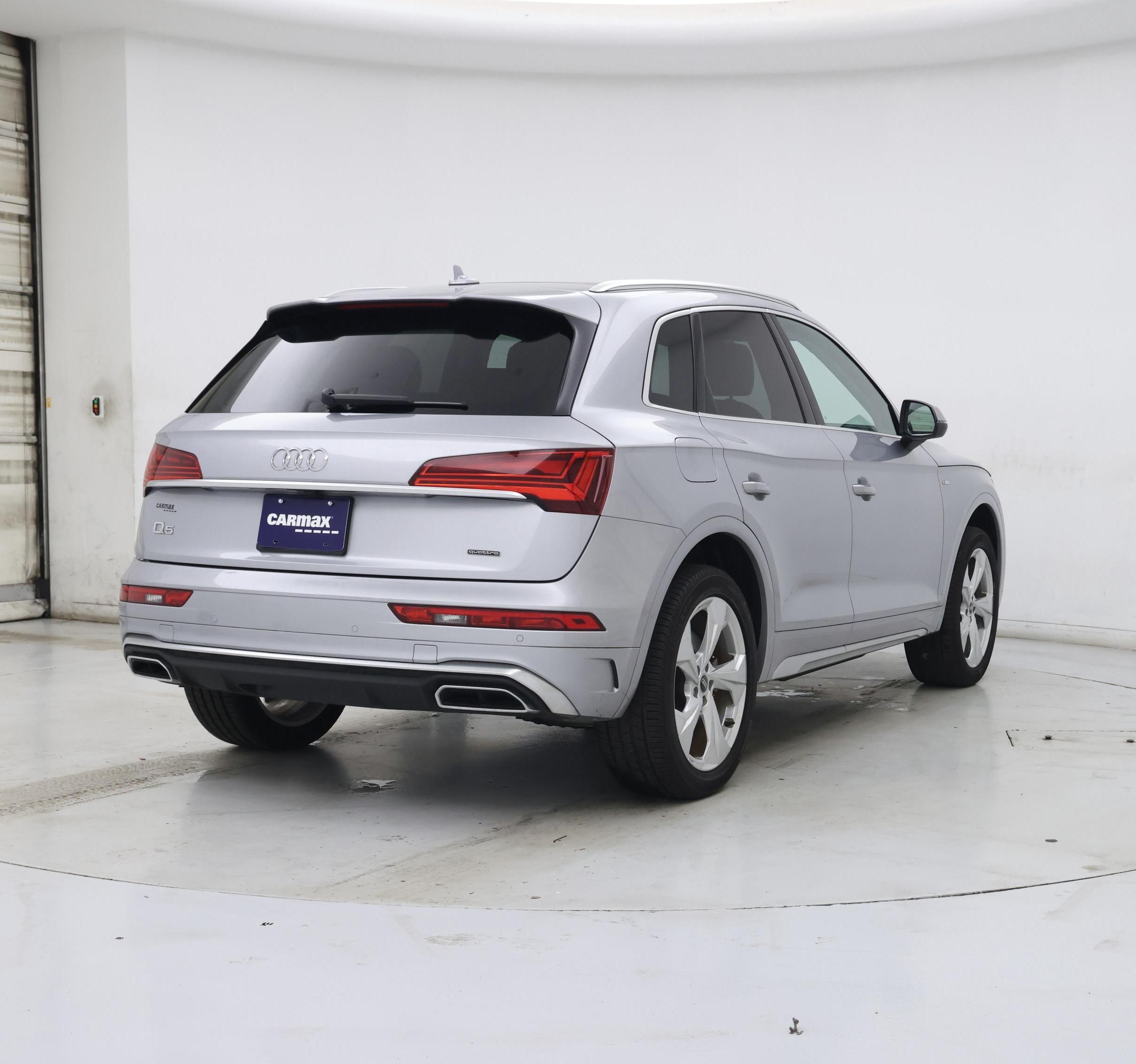 Thumbnail: 2022 Audi Q5 - 8