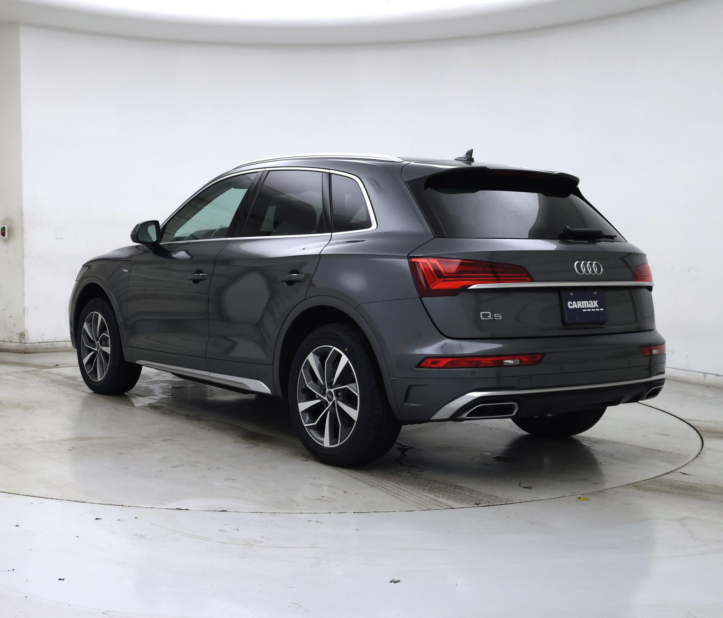 Thumbnail: 2022 Audi Q5 - 2