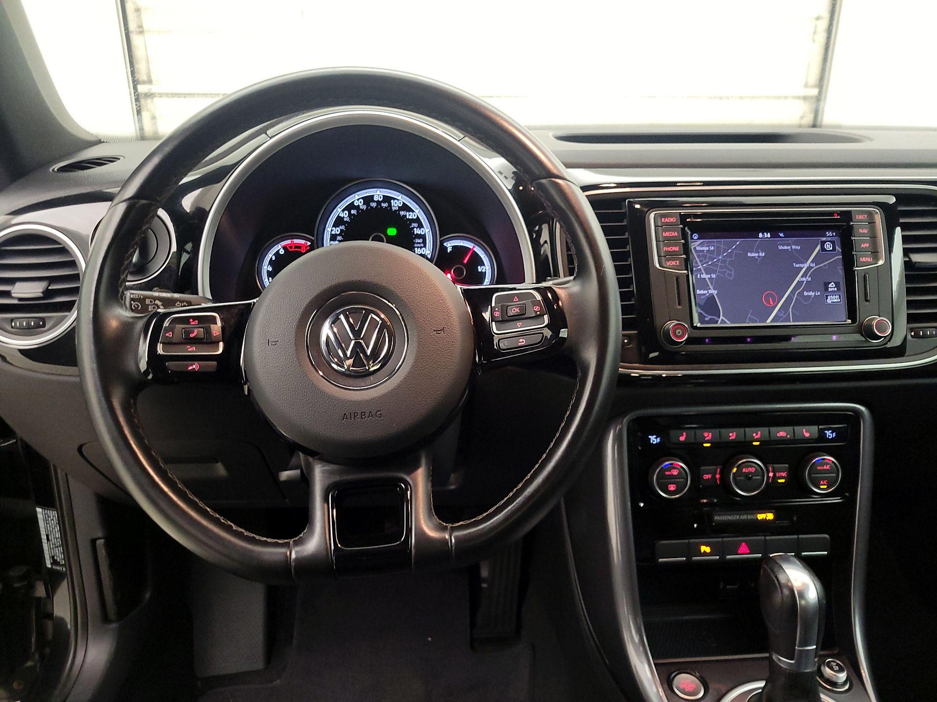 Thumbnail: 2019 Volkswagen Beetle - 10