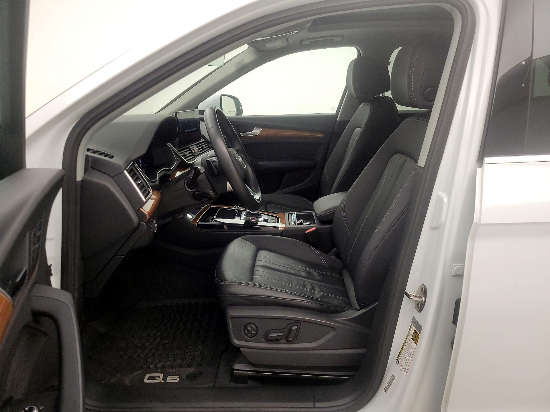 Thumbnail: 2022 Audi Q5 - 11