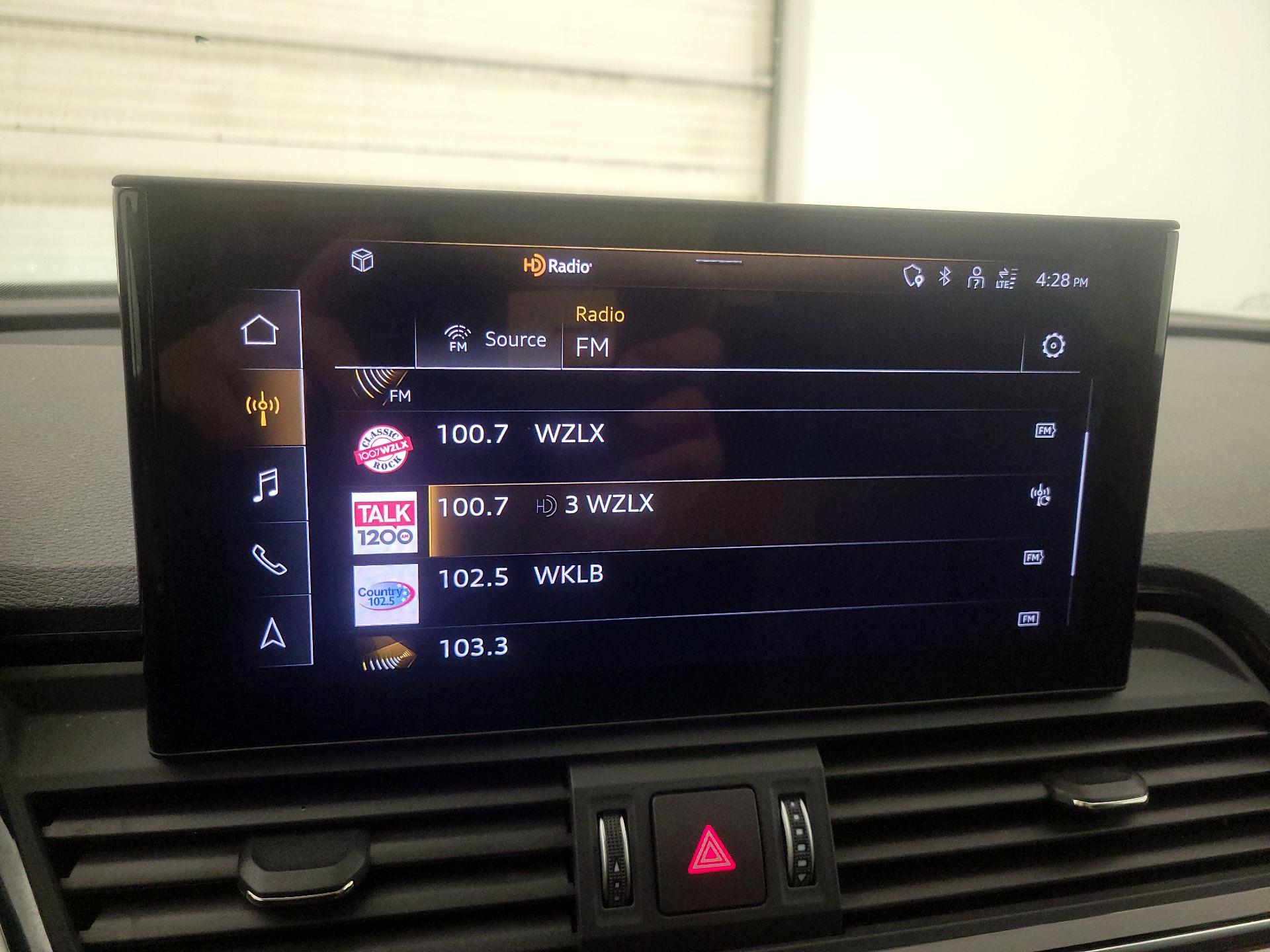 Thumbnail: 2022 Audi Q5 - 15