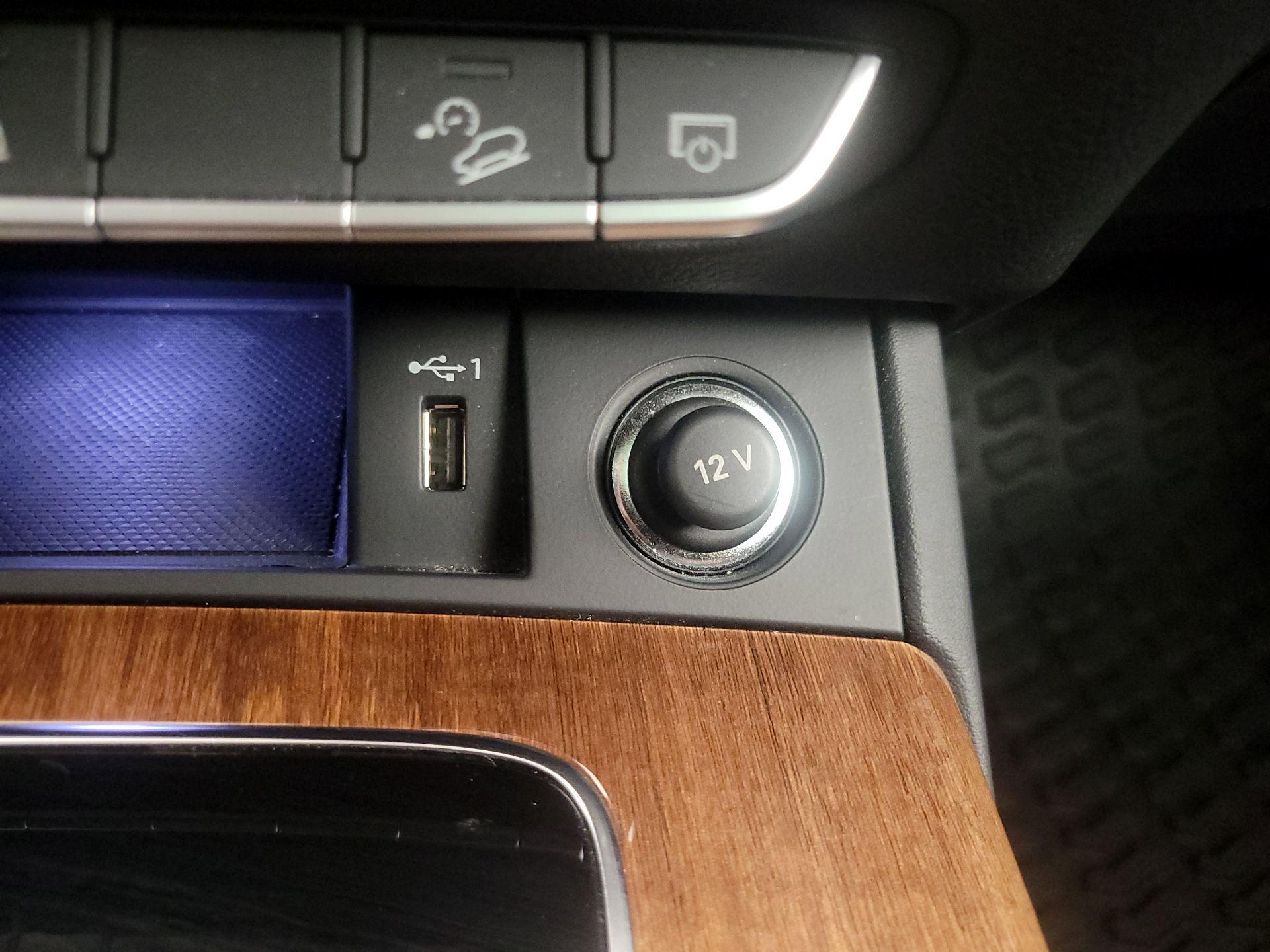 Thumbnail: 2022 Audi Q5 - 18