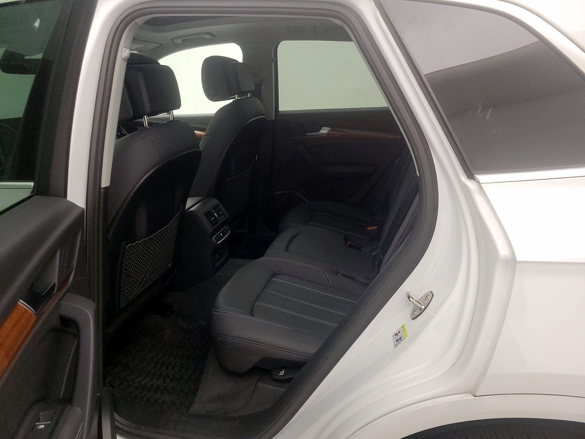 Thumbnail: 2022 Audi Q5 - 20