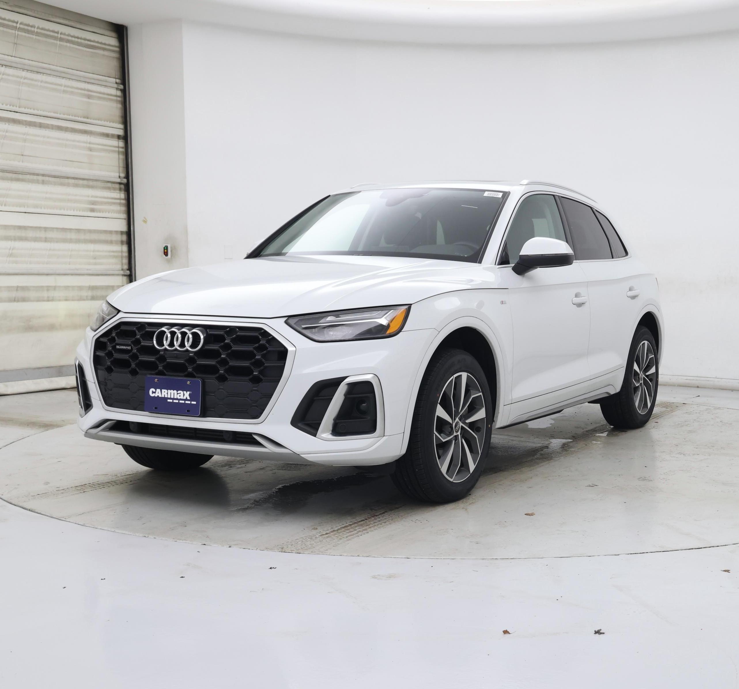 Thumbnail: 2022 Audi Q5 - 4