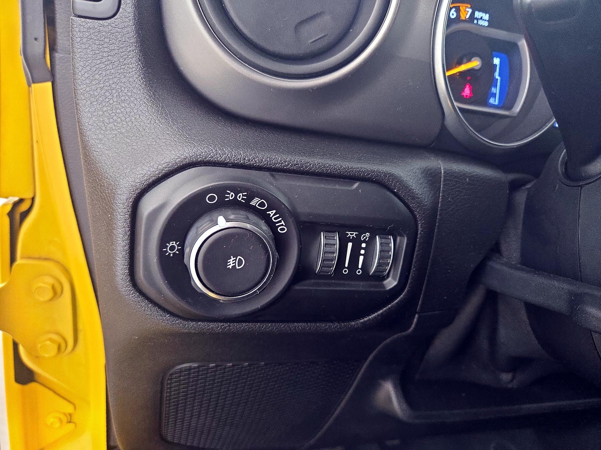 Thumbnail: 2020 Jeep Wrangler - 13