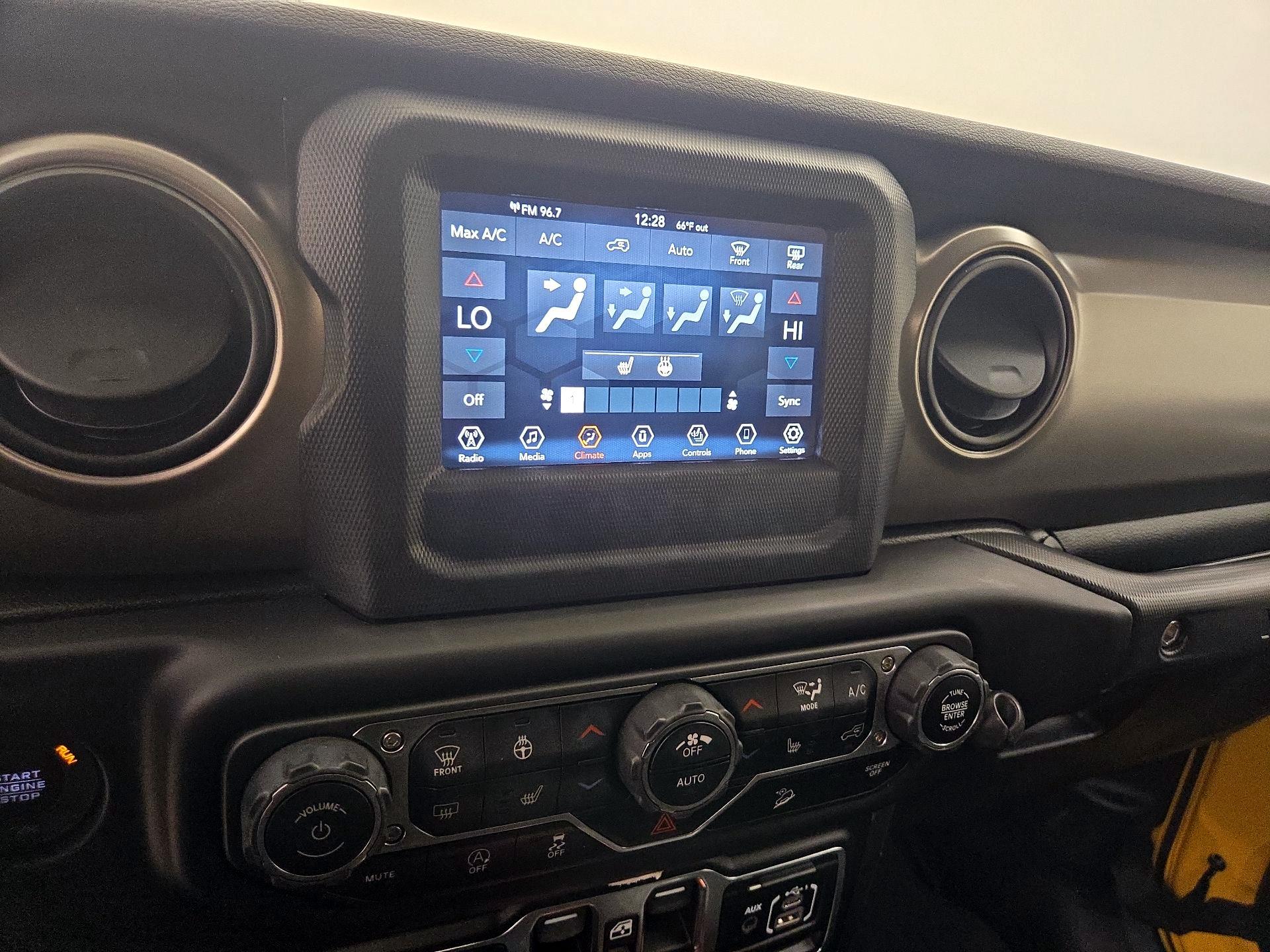 Thumbnail: 2020 Jeep Wrangler - 16