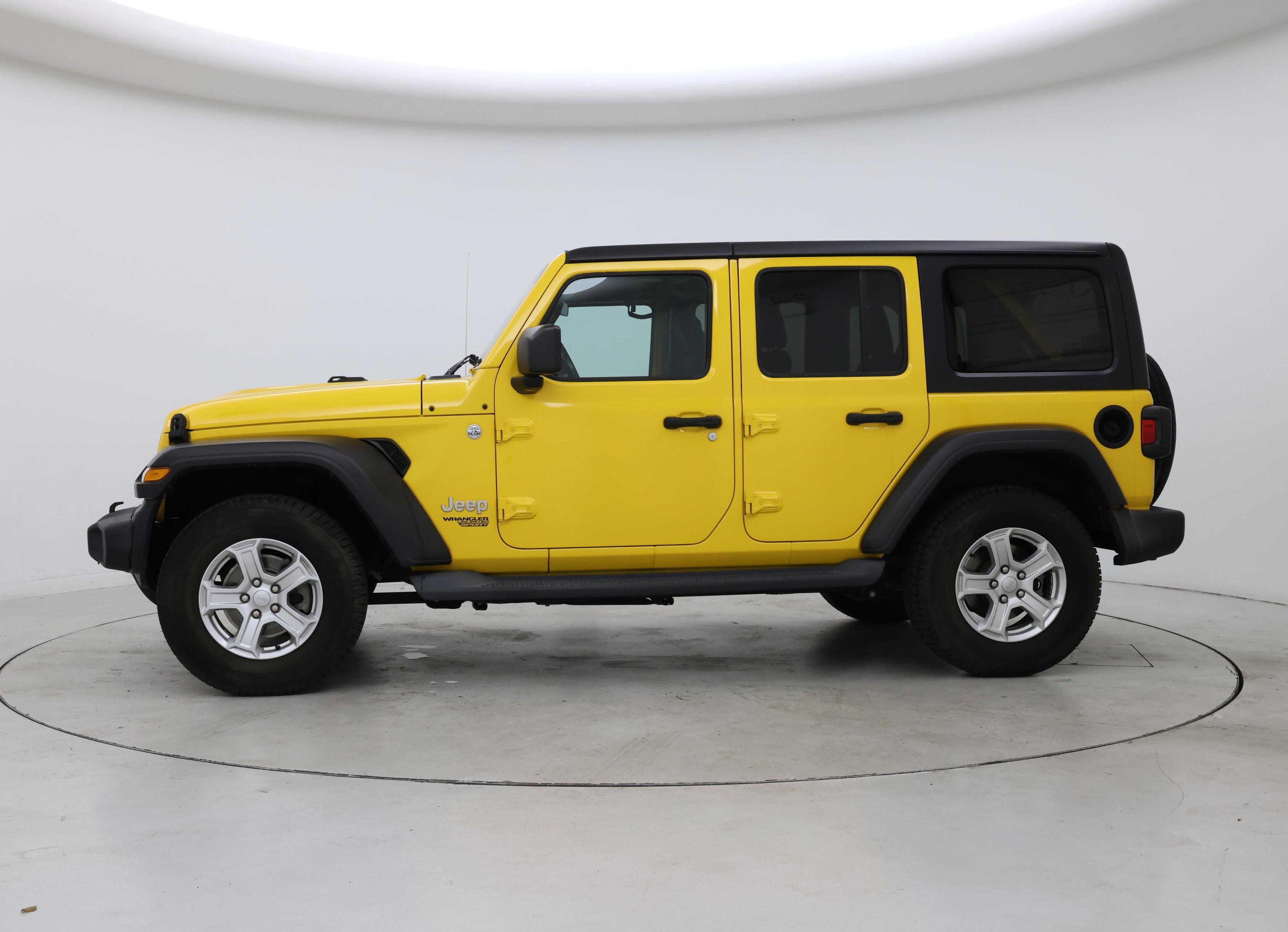 Thumbnail: 2020 Jeep Wrangler - 3