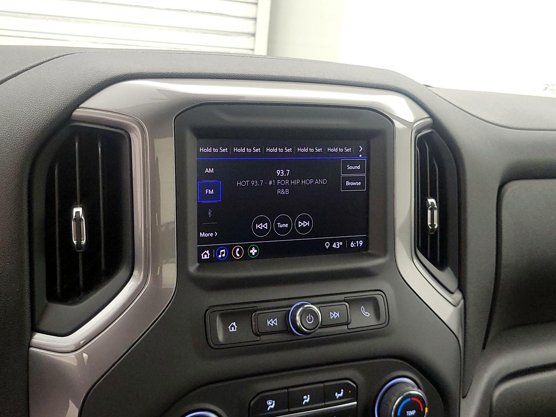 Thumbnail: 2024 Chevrolet Silverado 1500 - 15