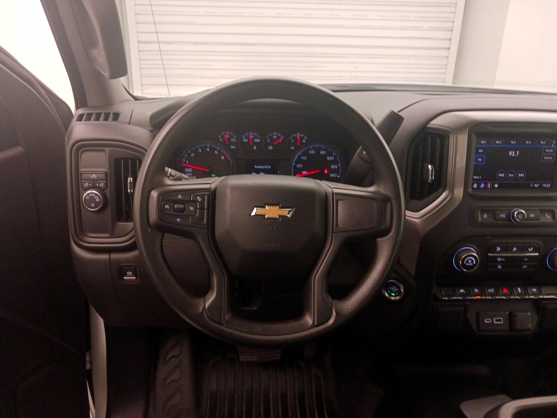 Thumbnail: 2024 Chevrolet Silverado 1500 - 10