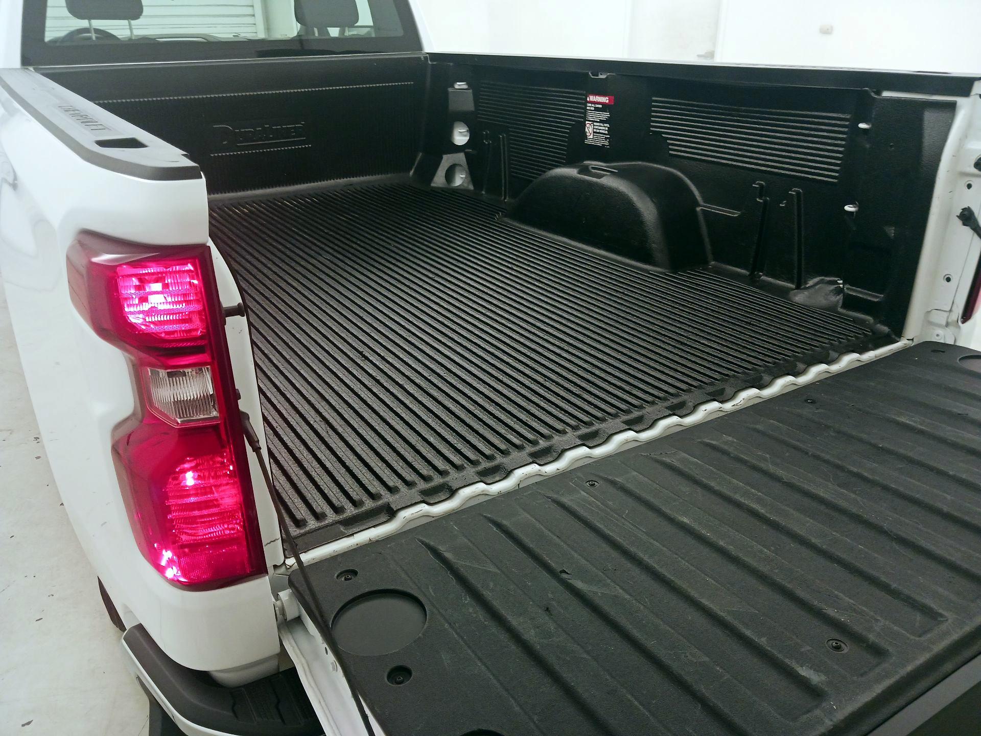 Thumbnail: 2024 Chevrolet Silverado 1500 - 19