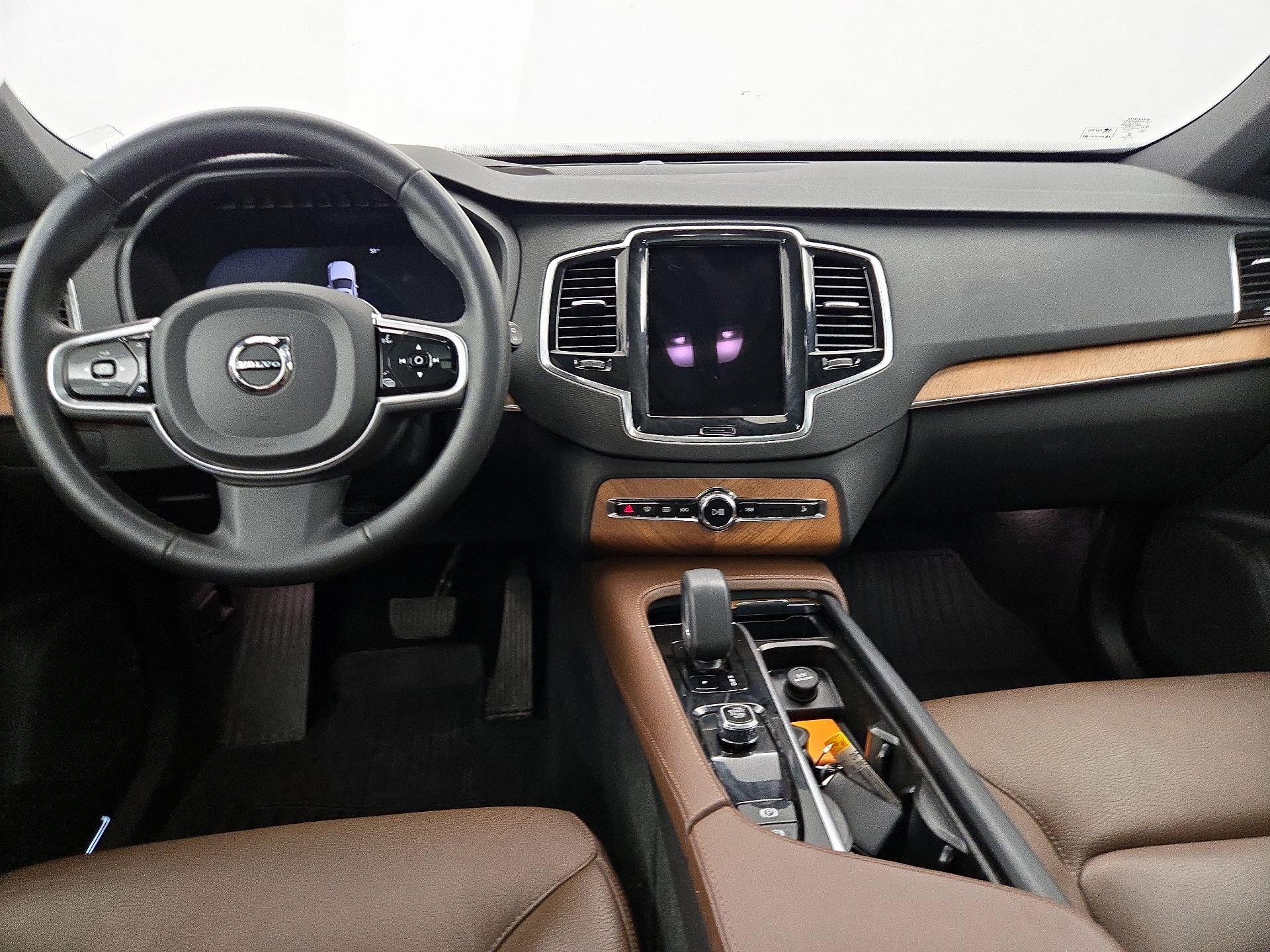 Thumbnail: 2023 Volvo XC90 - 9