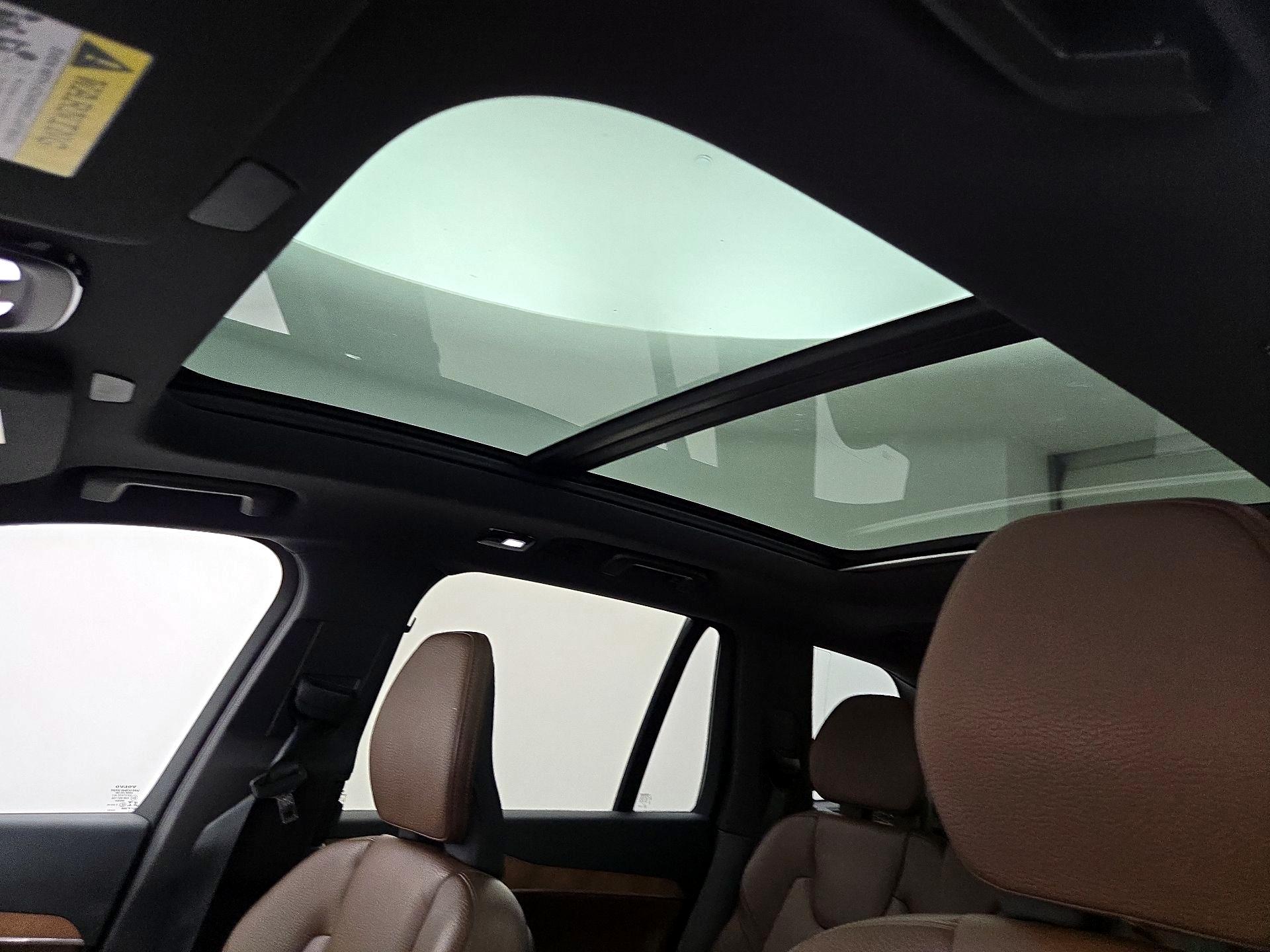 Thumbnail: 2023 Volvo XC90 - 19