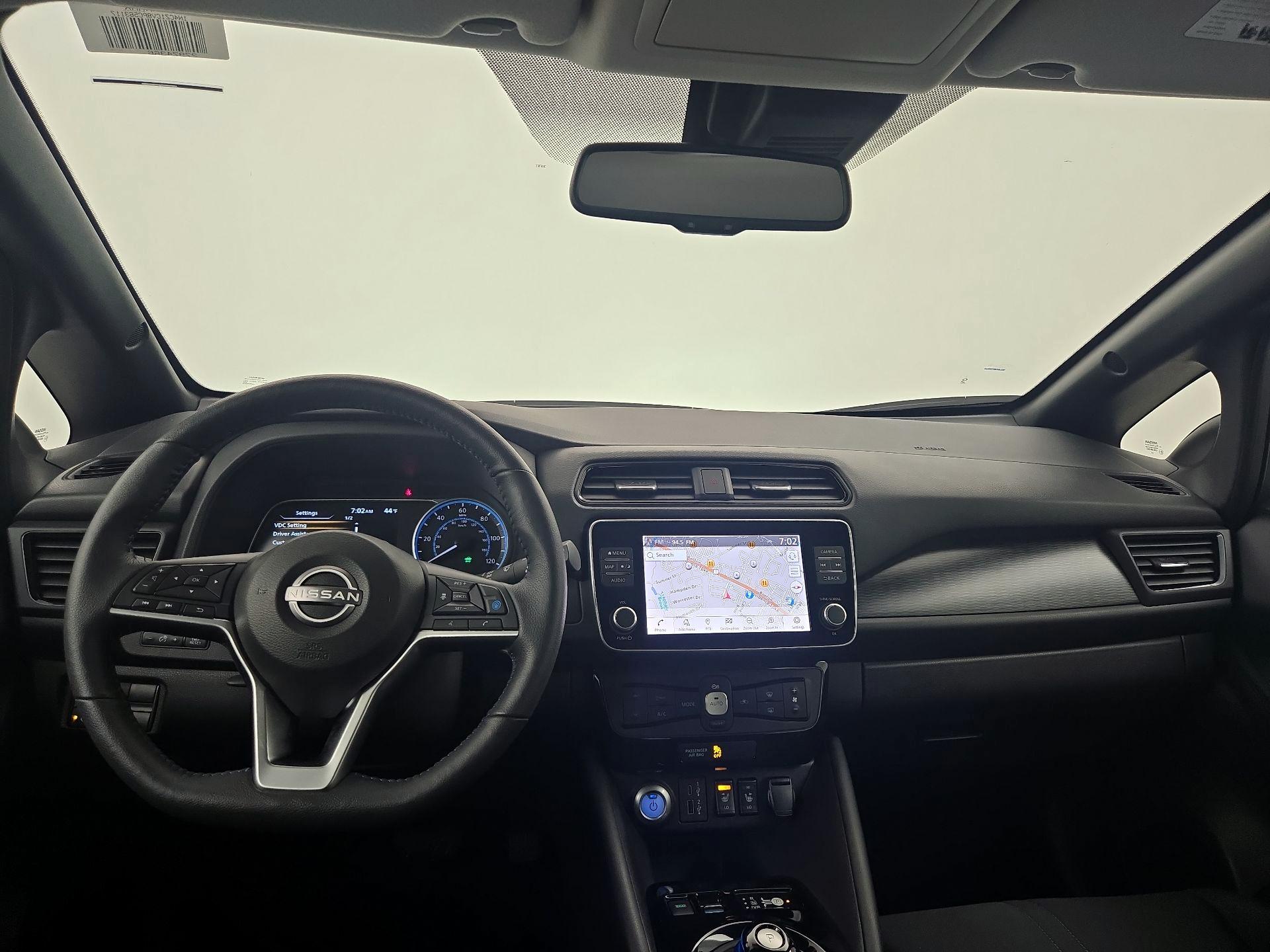 Thumbnail: 2023 Nissan Leaf - 9